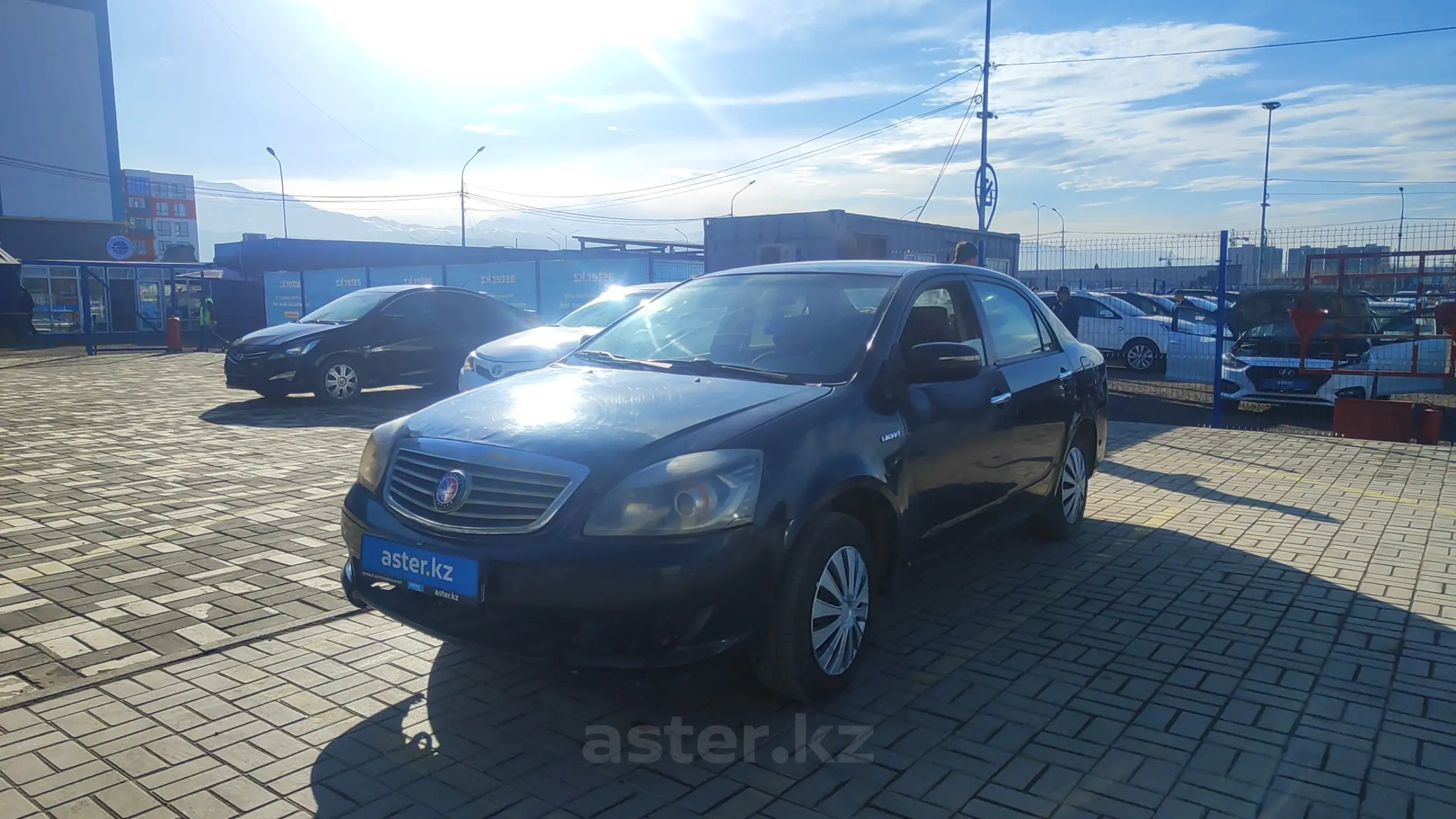 Geely SC7 2013