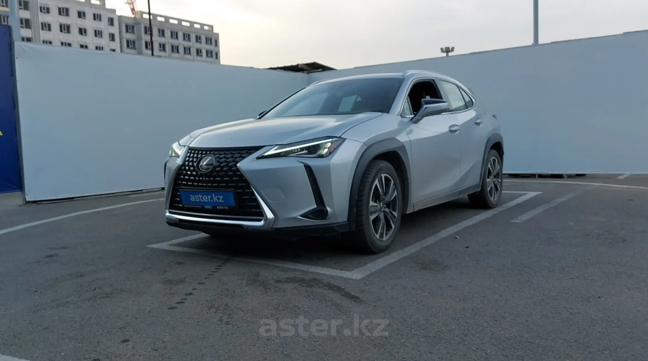 Lexus UX 2019