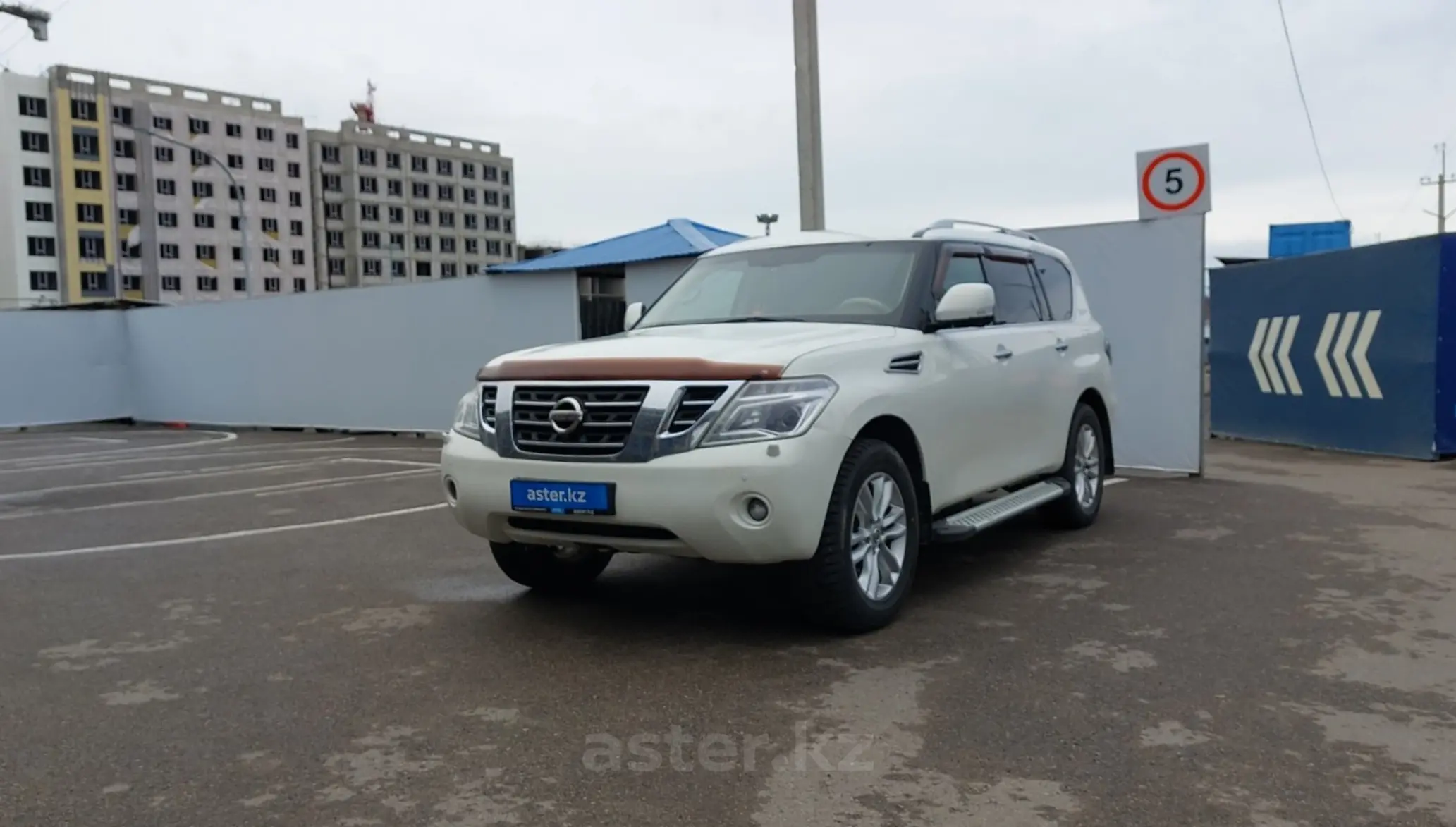 Nissan Patrol 2011