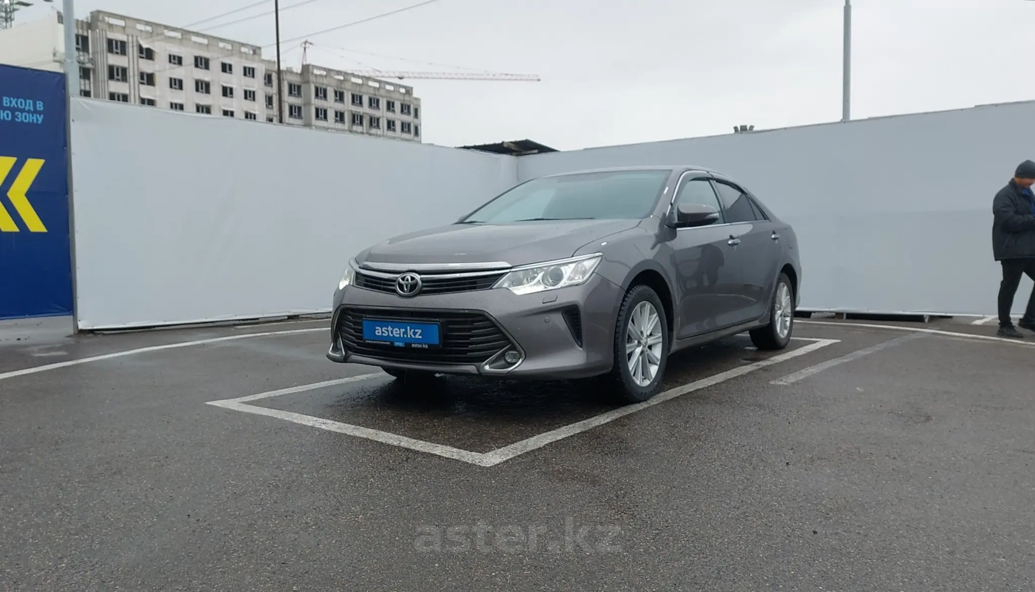 Toyota Camry 2015