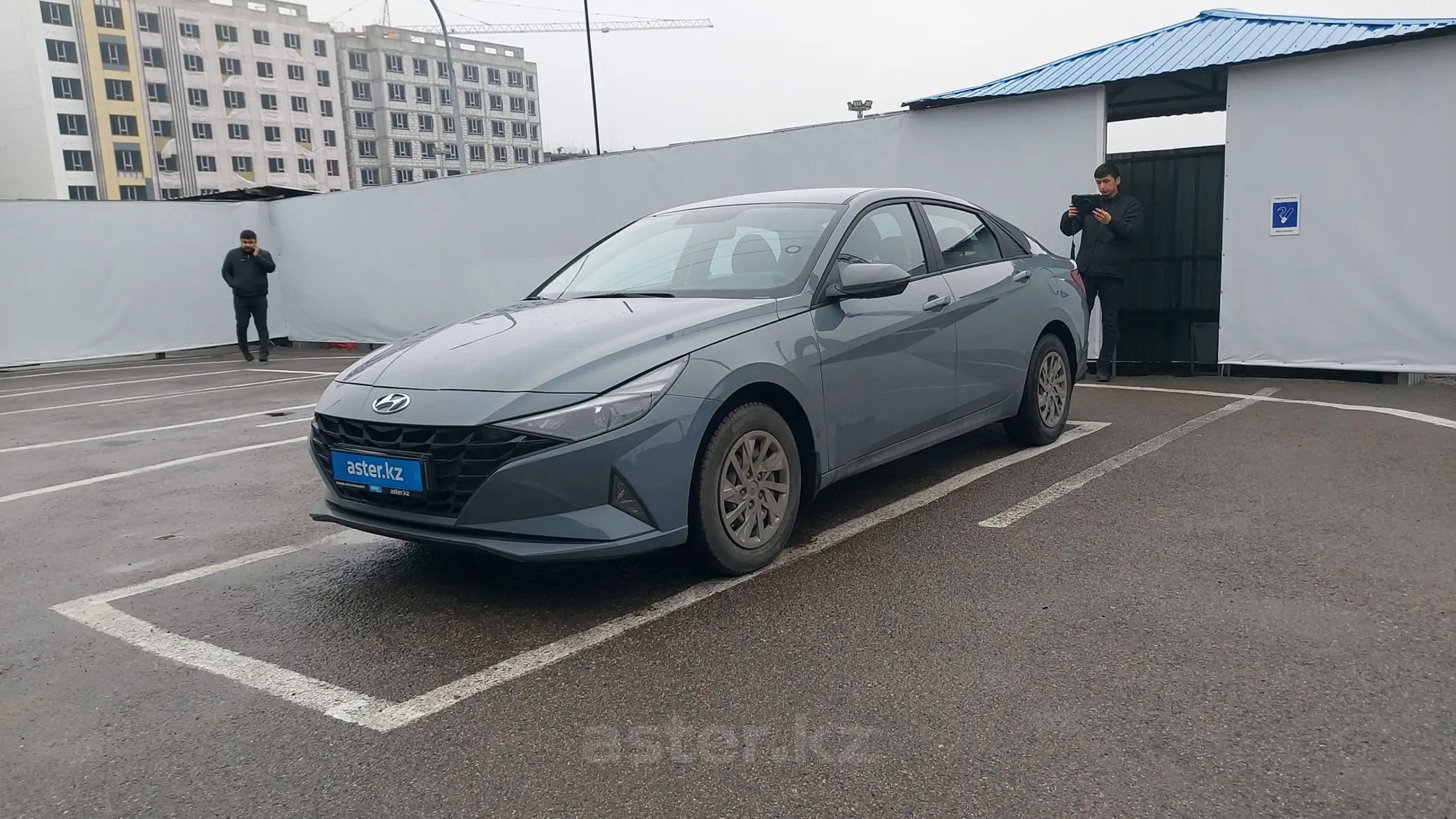 Hyundai Elantra 2022