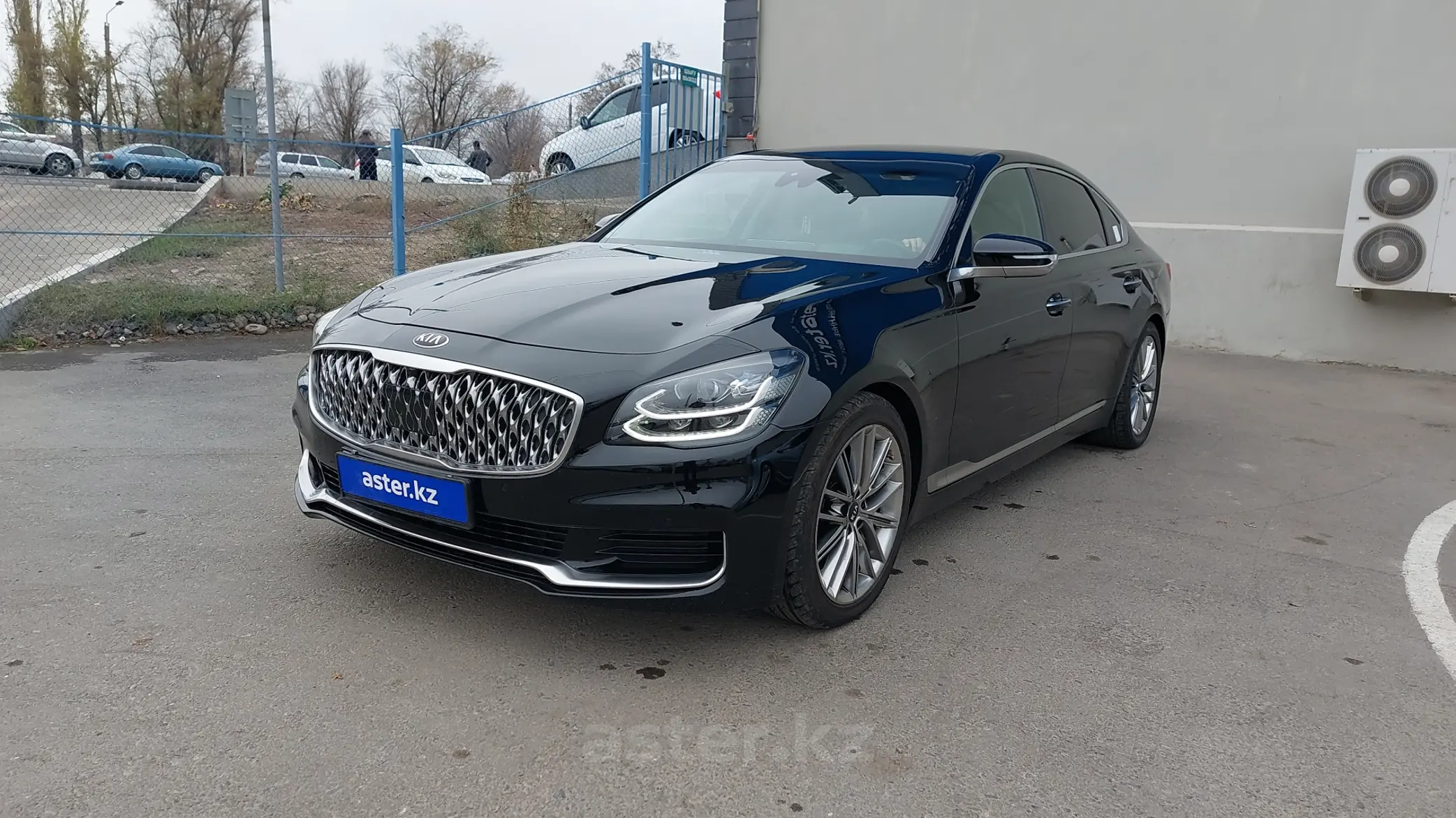 Kia K900 2019