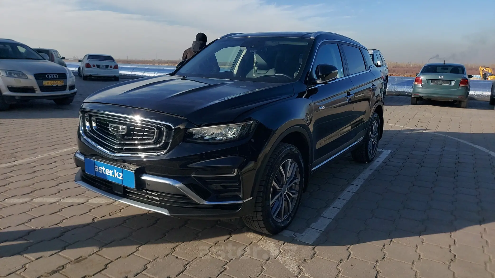 Geely Azkarra 2022