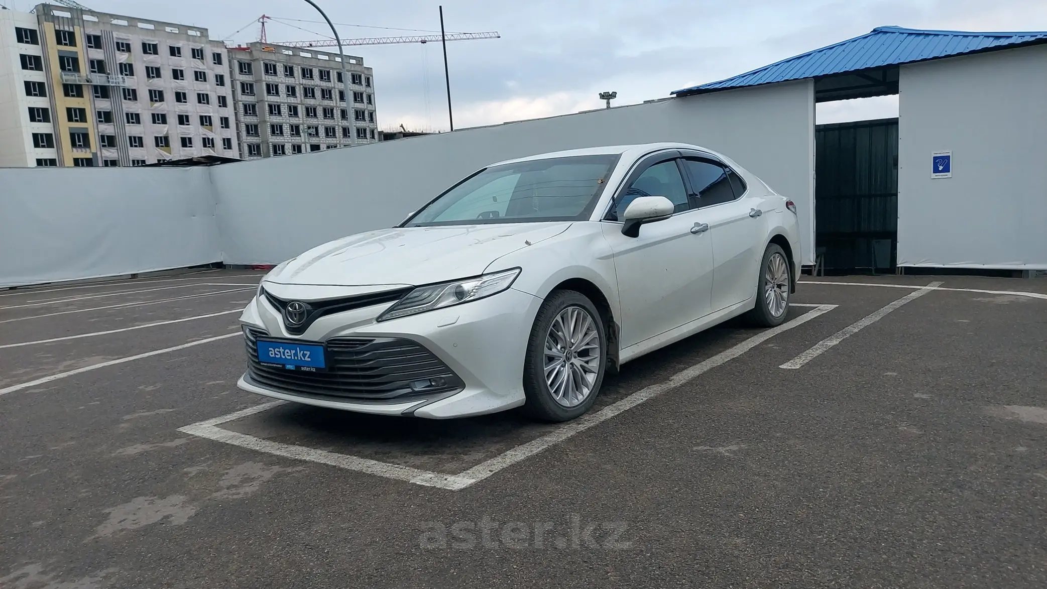 Toyota Camry 2019