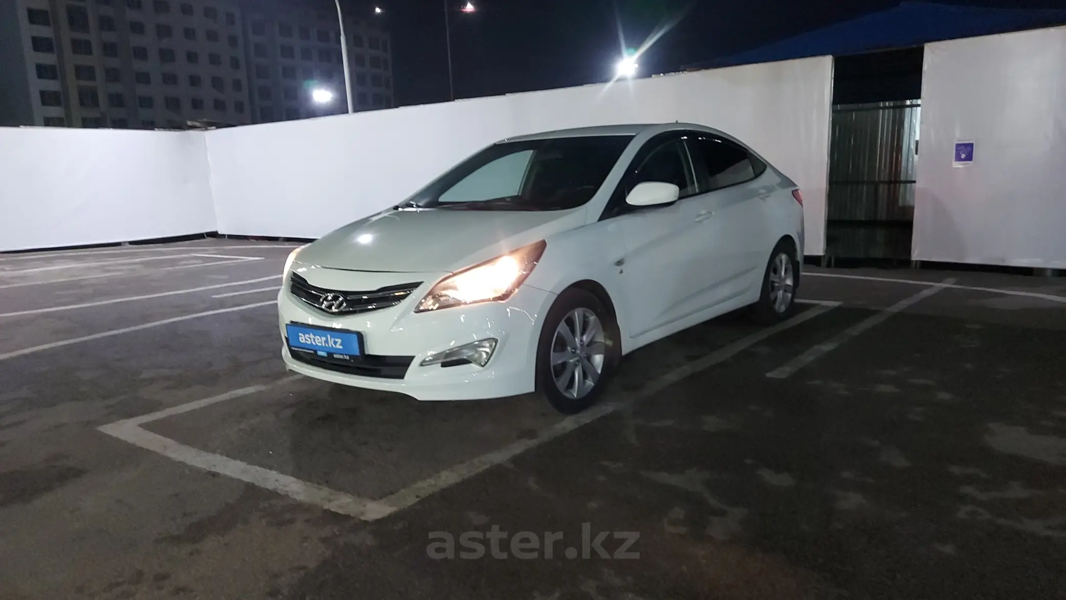 Hyundai Solaris 2015