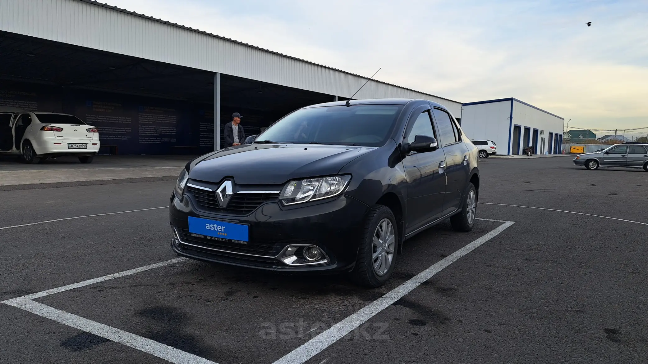 Renault Logan 2016