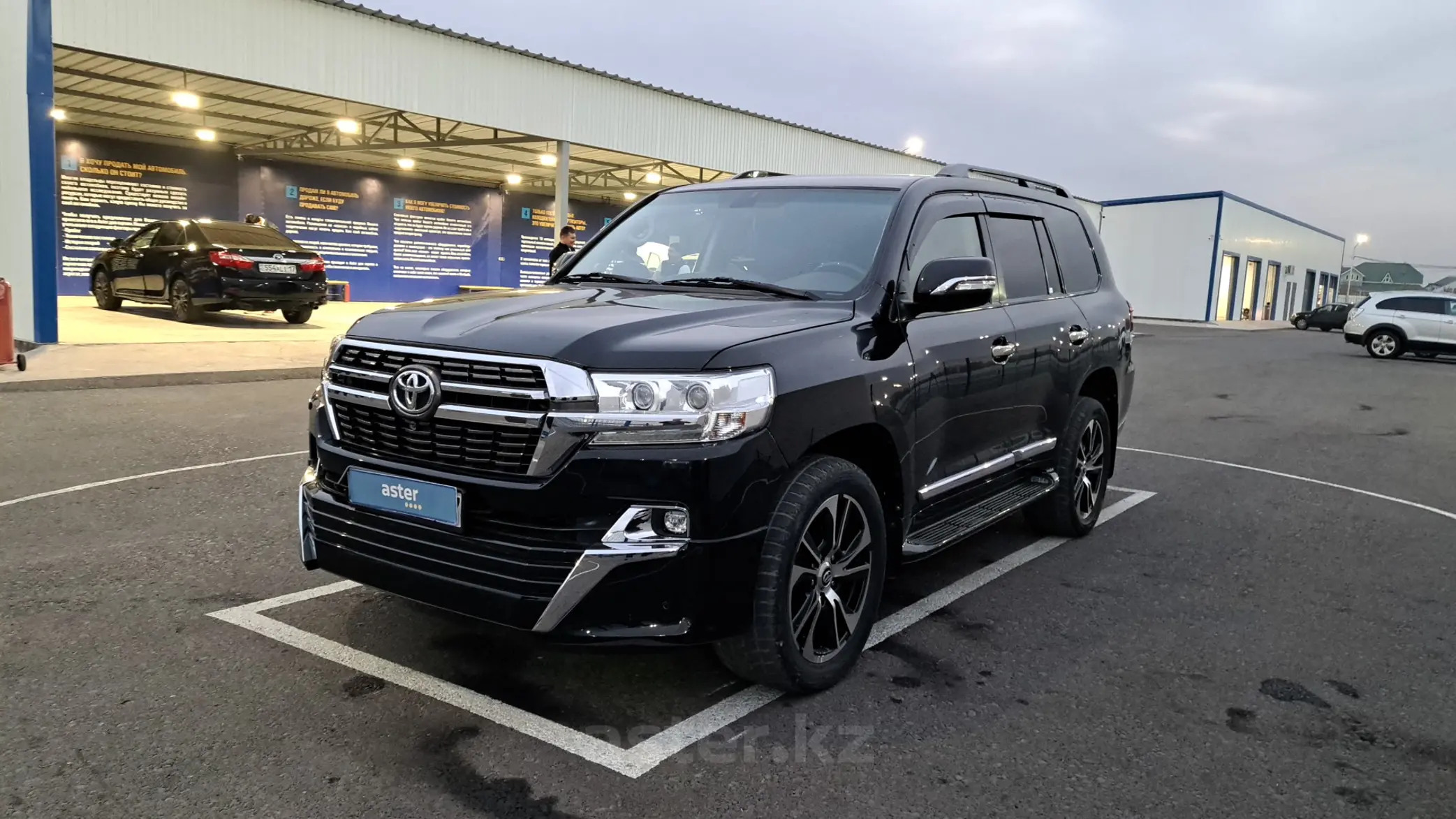 Toyota Land Cruiser 2012