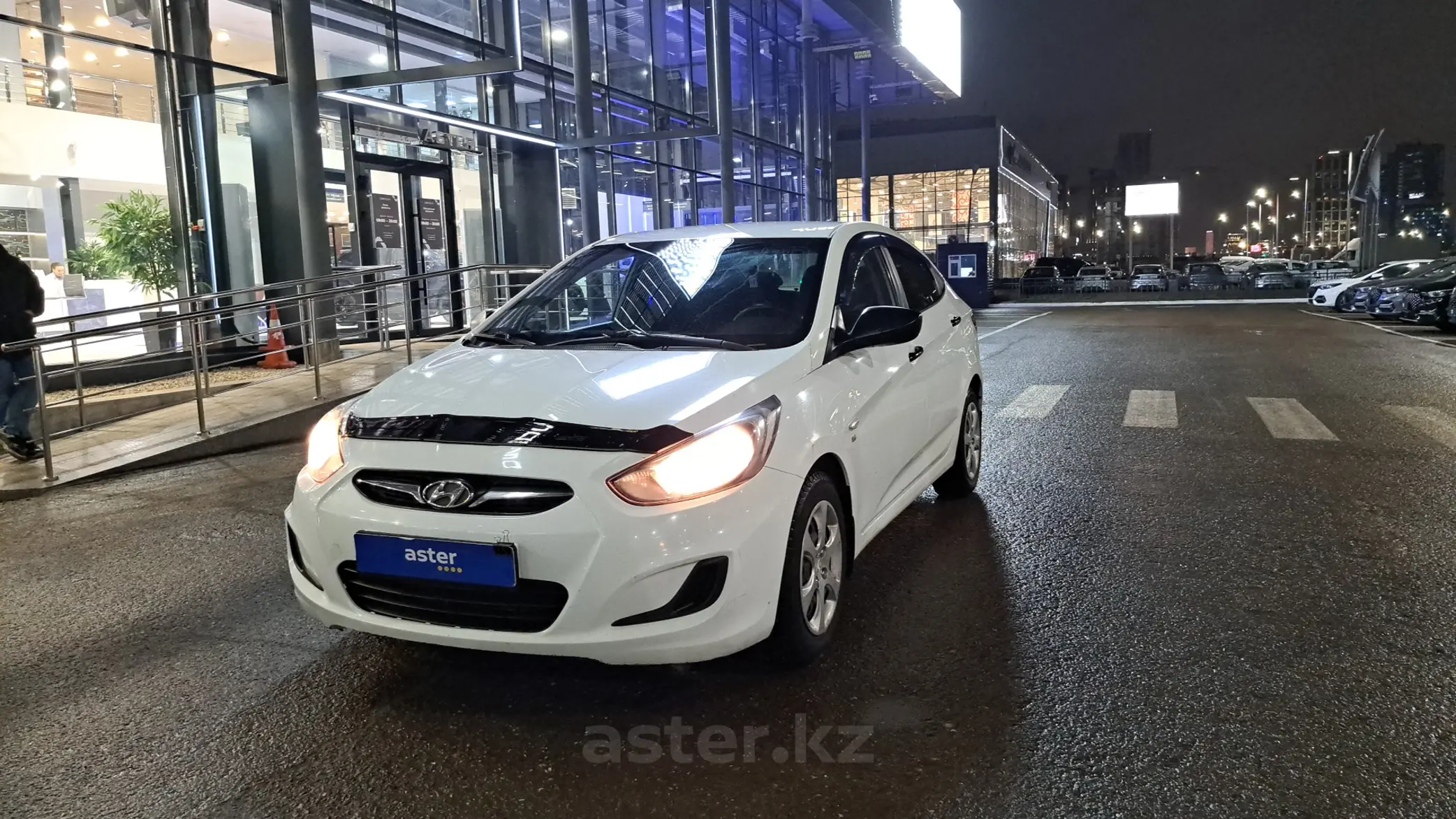 Hyundai Accent 2013