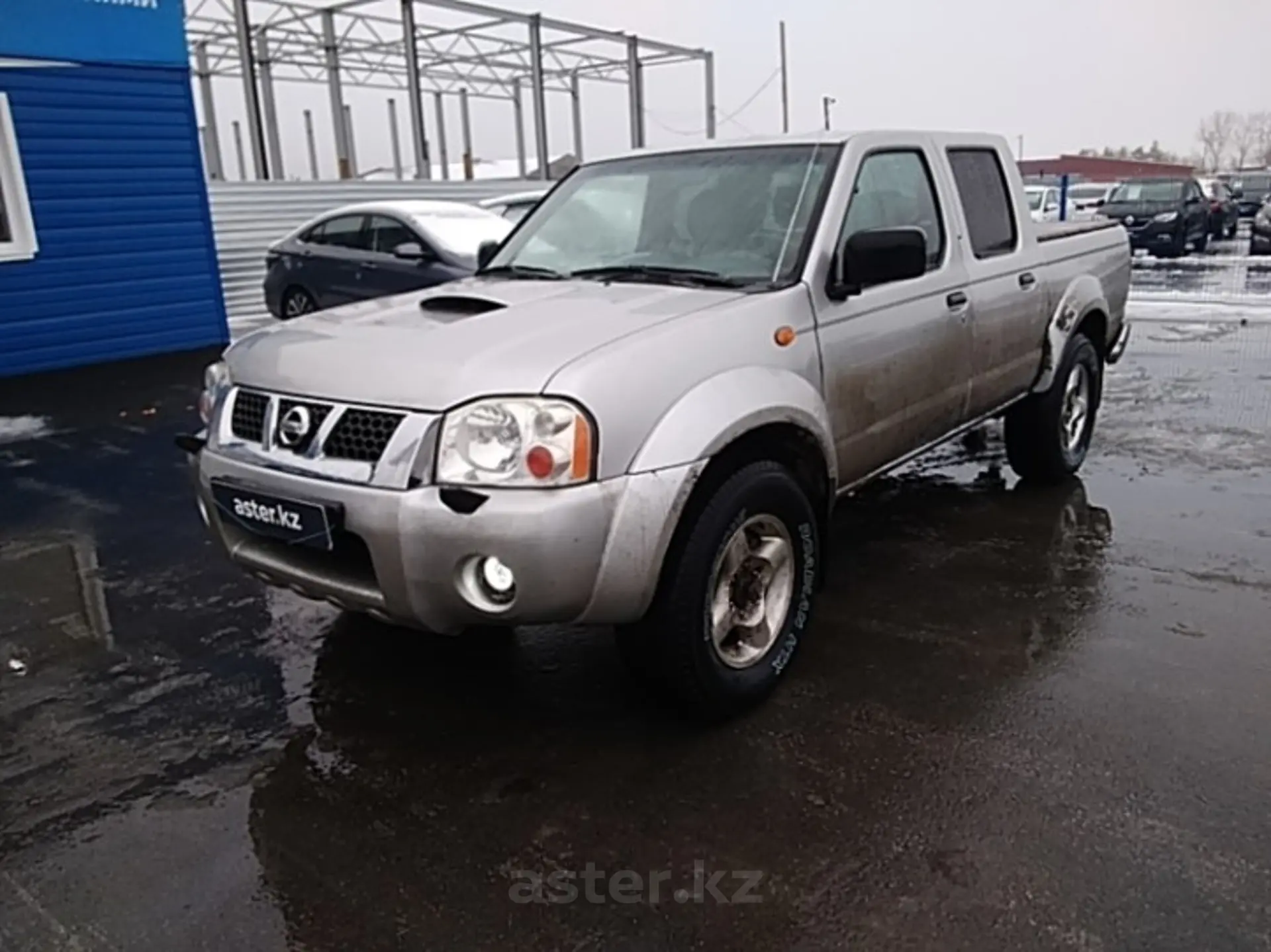 Nissan NP300 2009