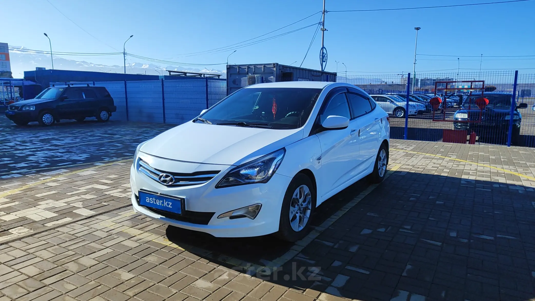 Hyundai Accent 2015