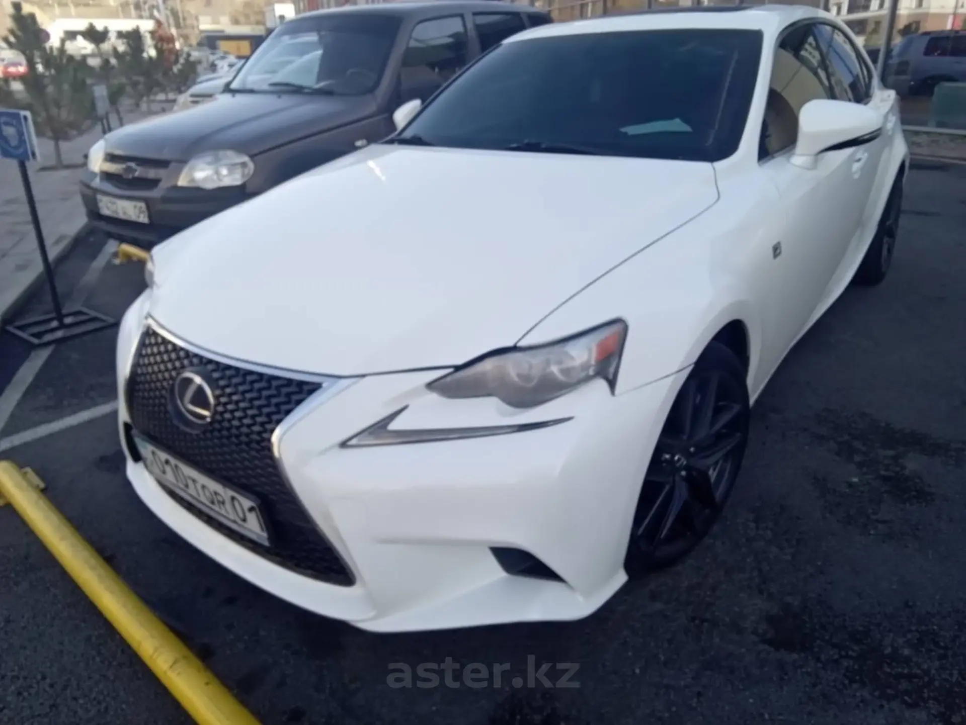 Lexus IS 2014