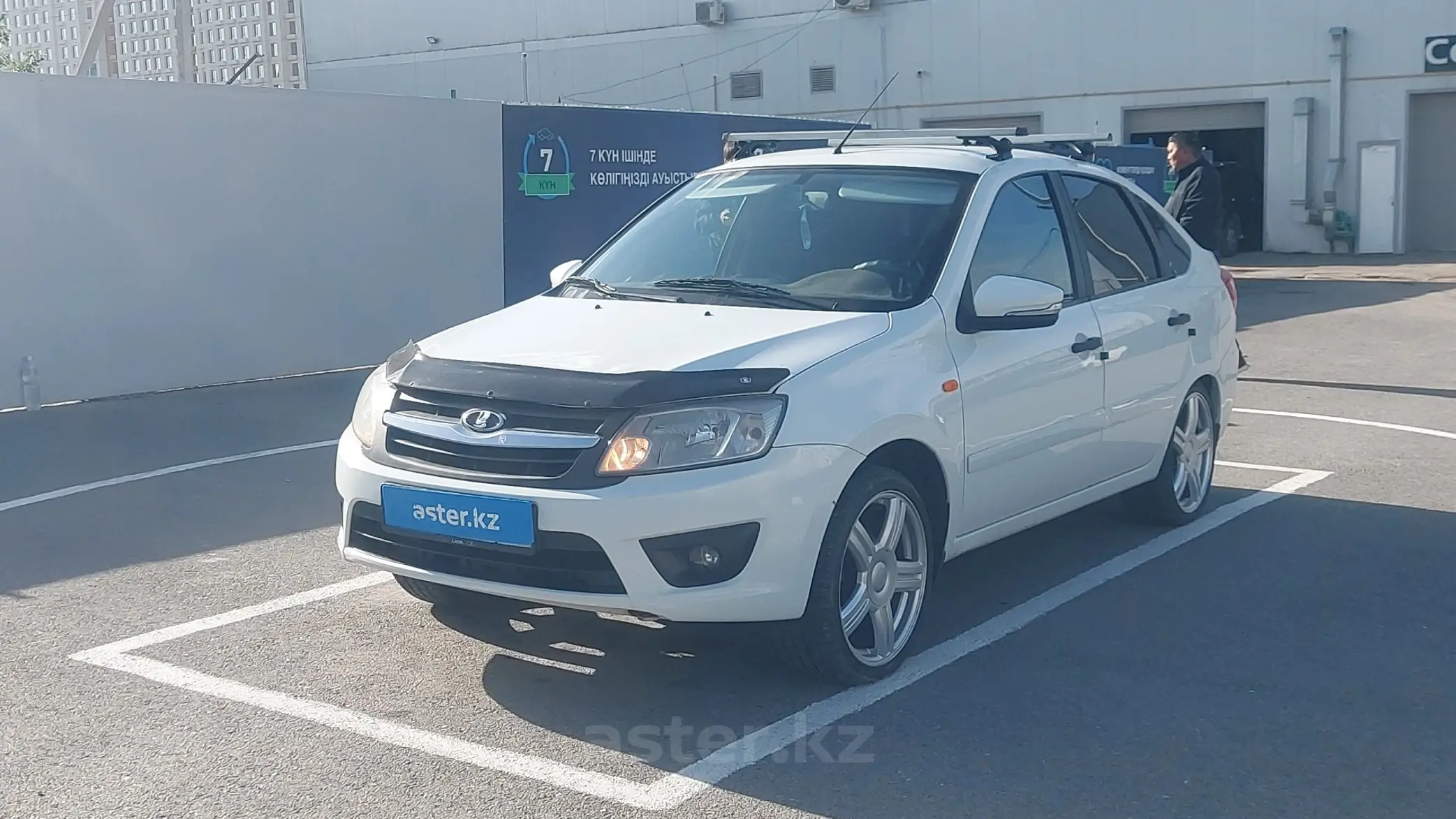 LADA (ВАЗ) Granta 2015