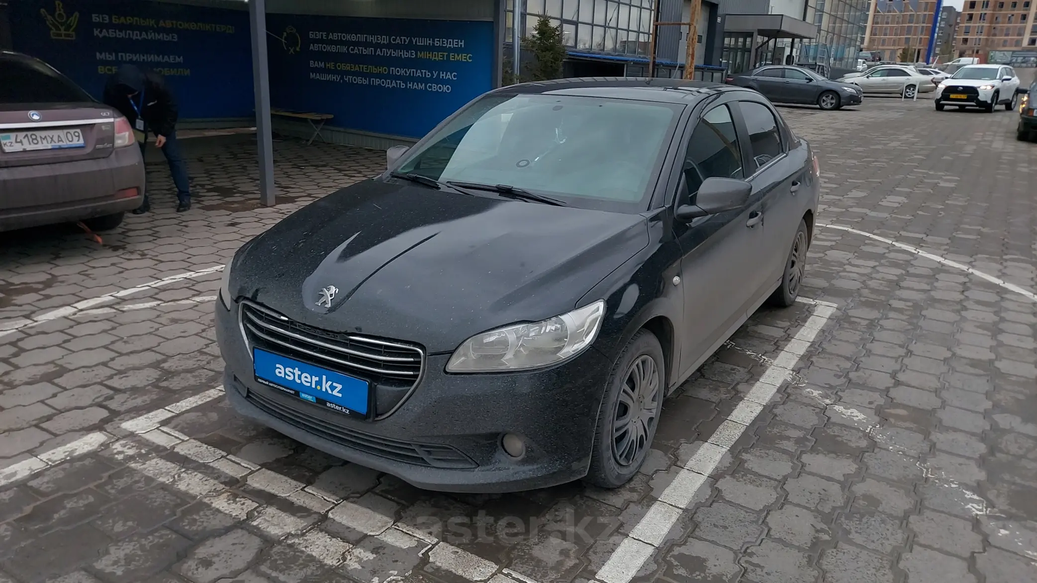 Peugeot 301 2013