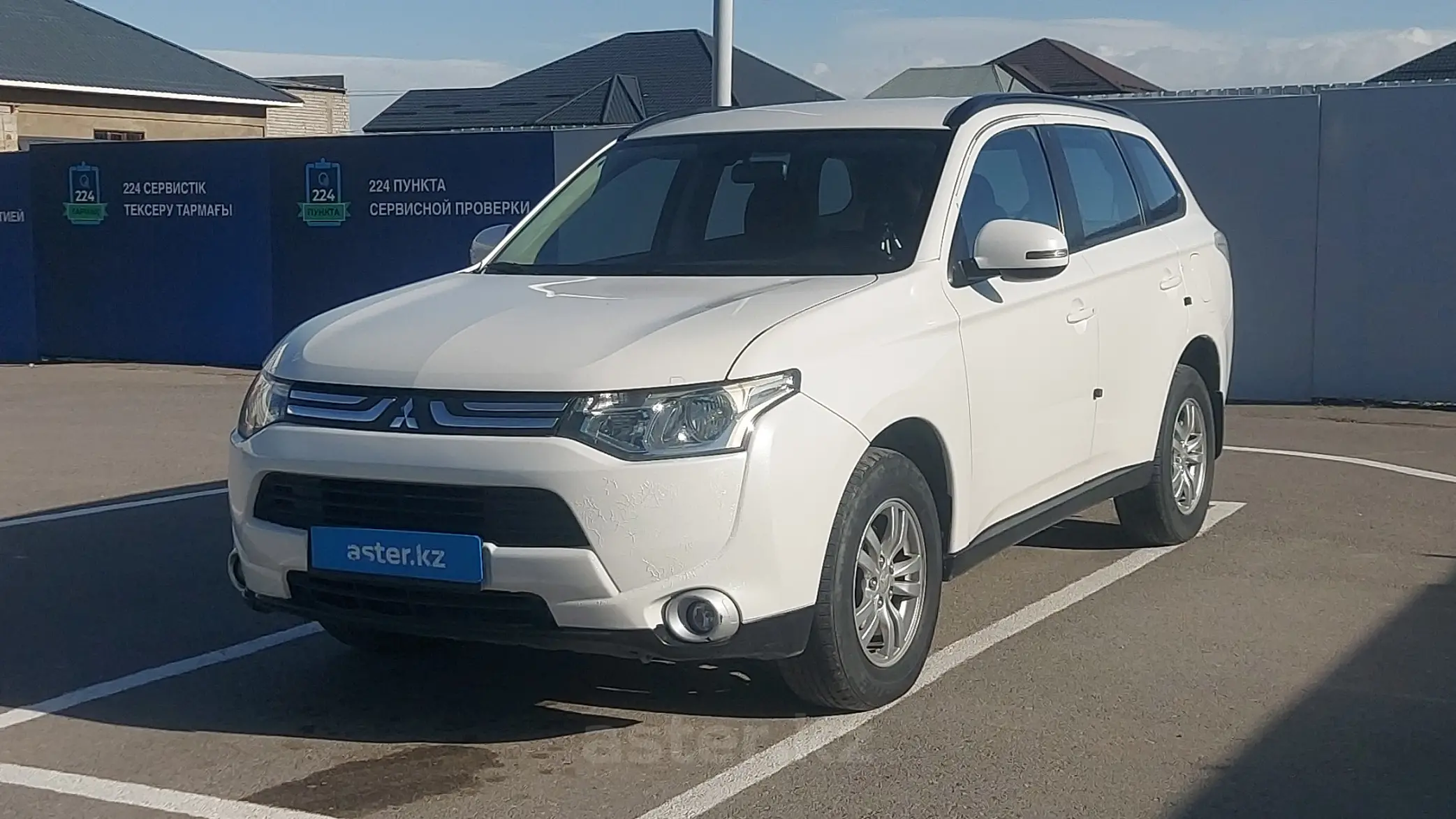 Mitsubishi Outlander 2013