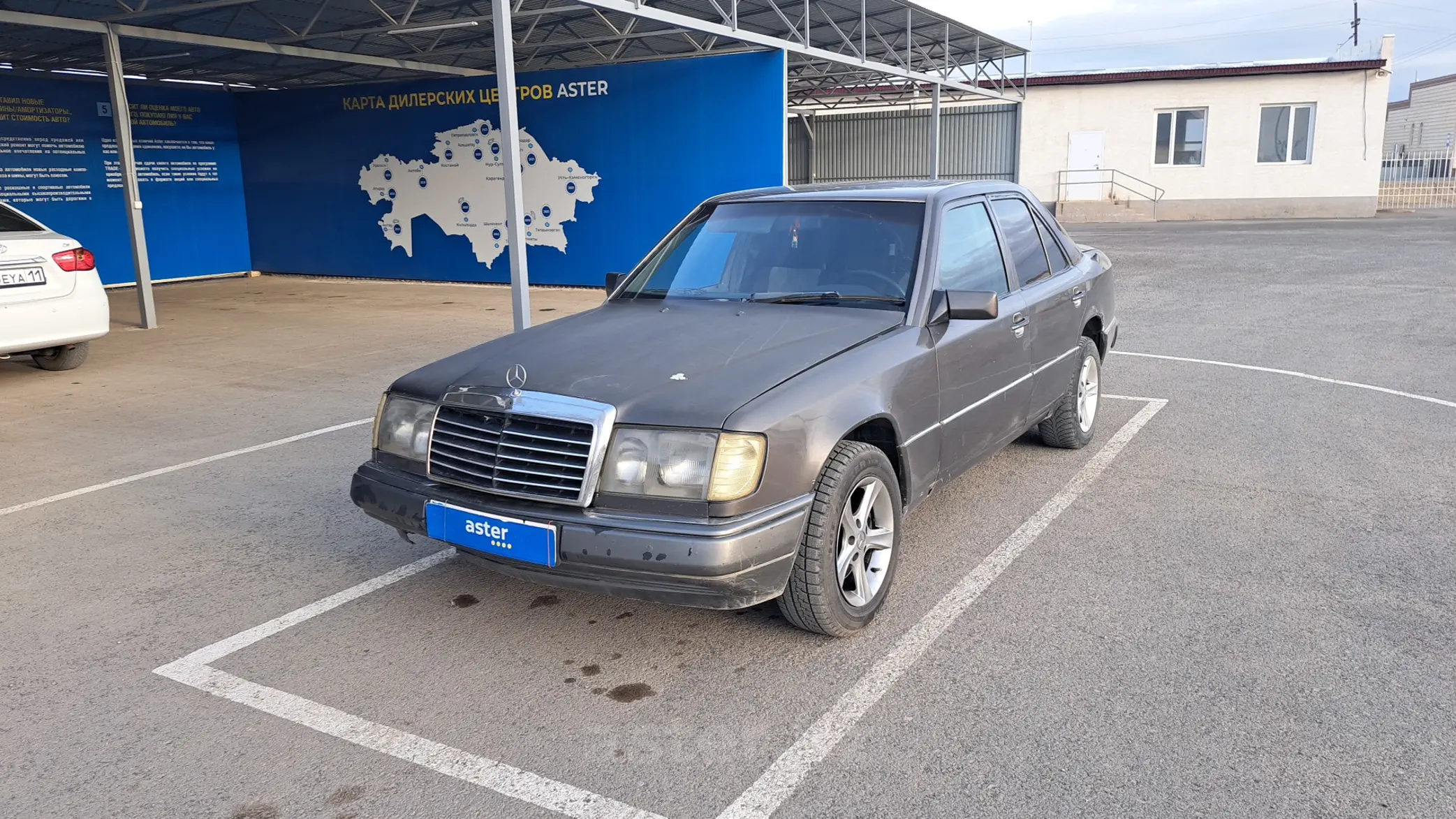 Mercedes-Benz W124 1990