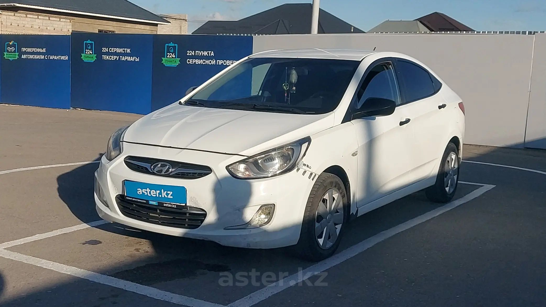 Hyundai Accent 2014