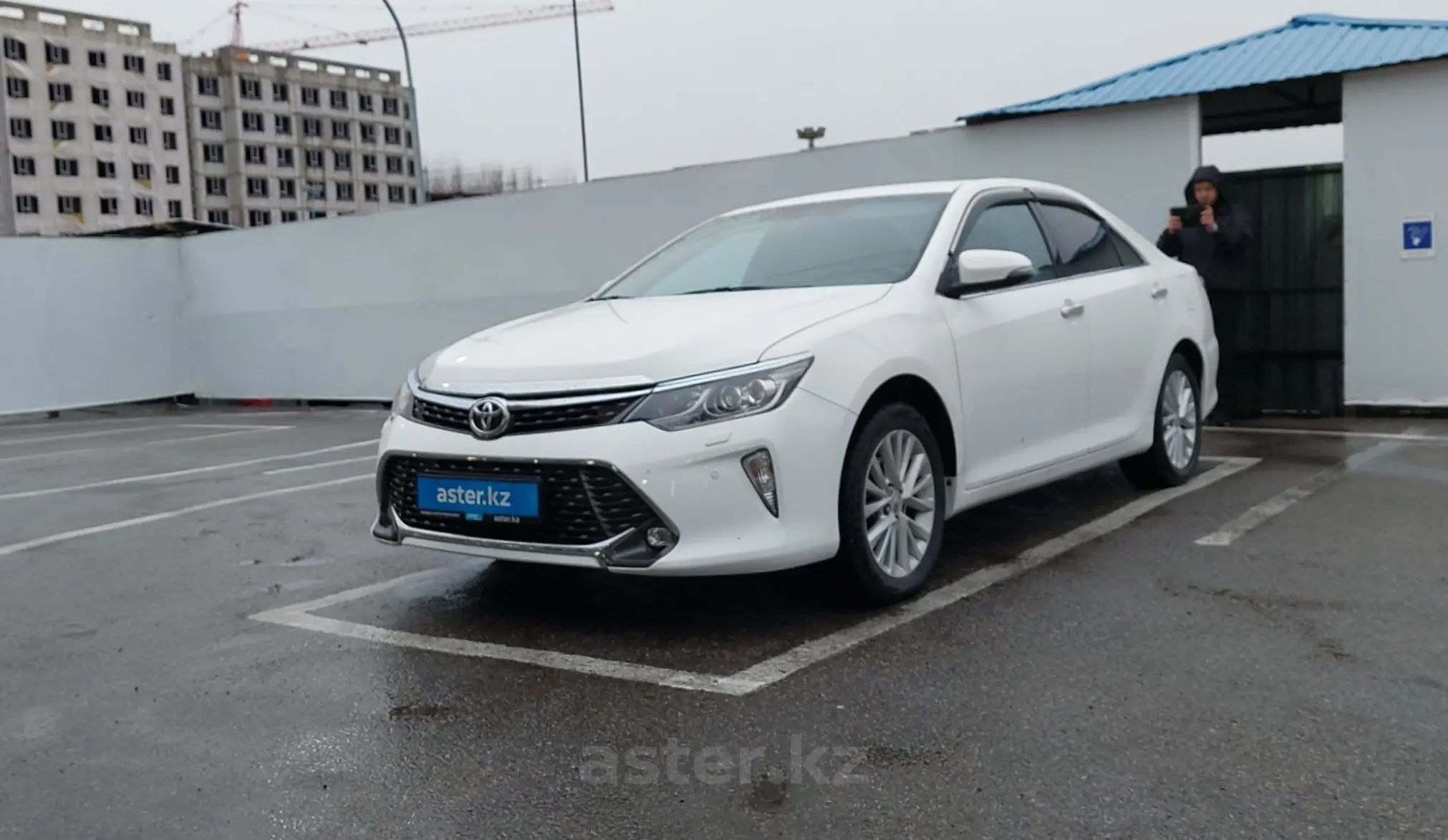 Toyota Camry 2015