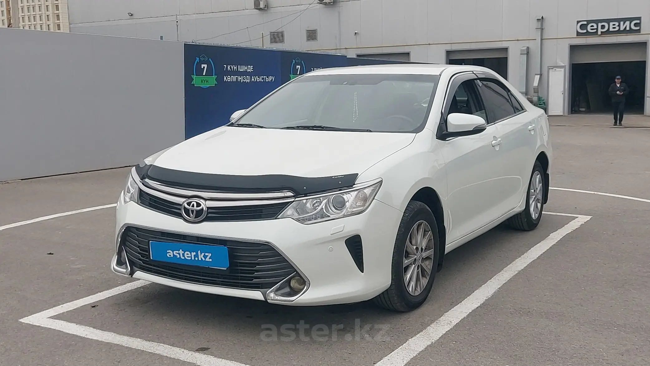 Toyota Camry 2016