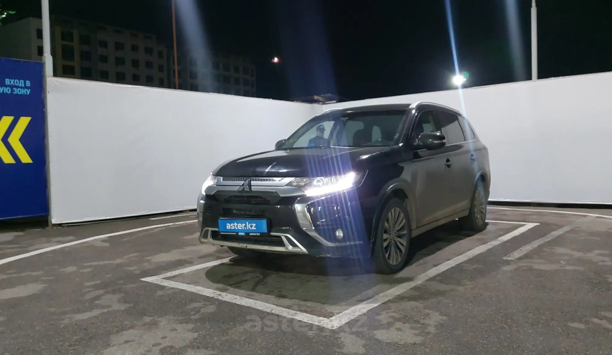 Mitsubishi Outlander 2020