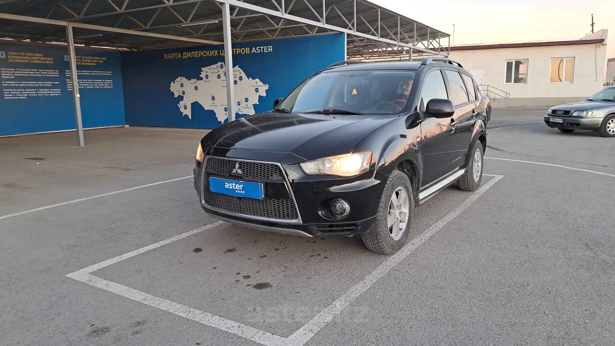 Mitsubishi Outlander 2010