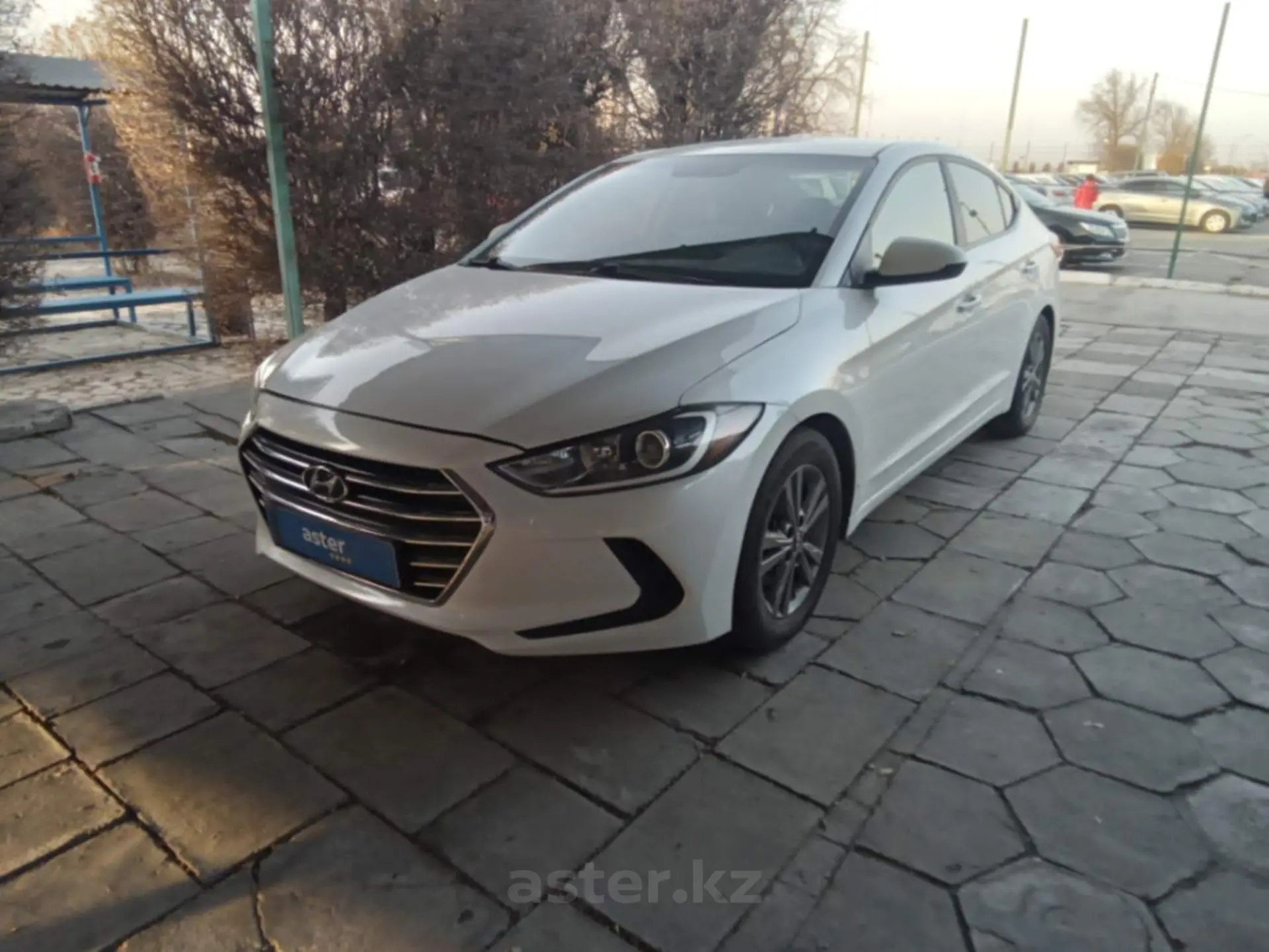 Hyundai Elantra 2017