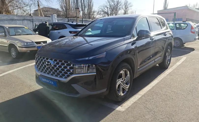 Hyundai Santa Fe 2021 года за 20 000 000 тг. в Алматы