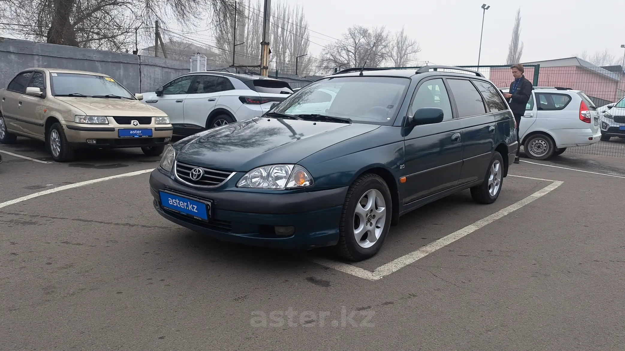 Toyota Avensis 2001