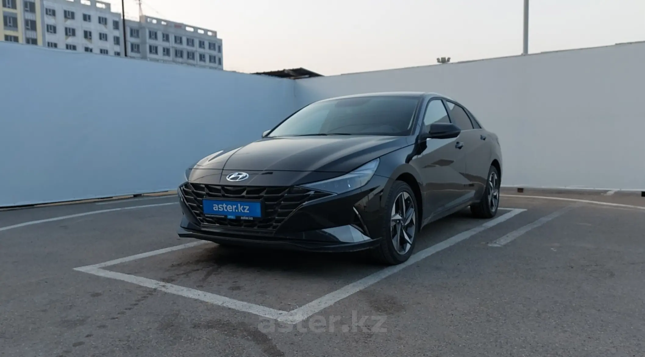 Hyundai Elantra 2023