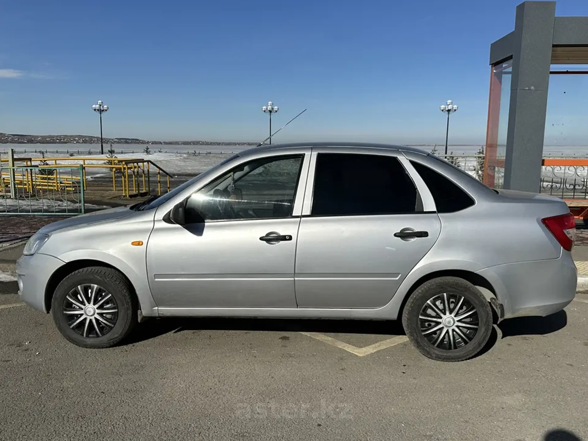 LADA (ВАЗ) Granta 2013