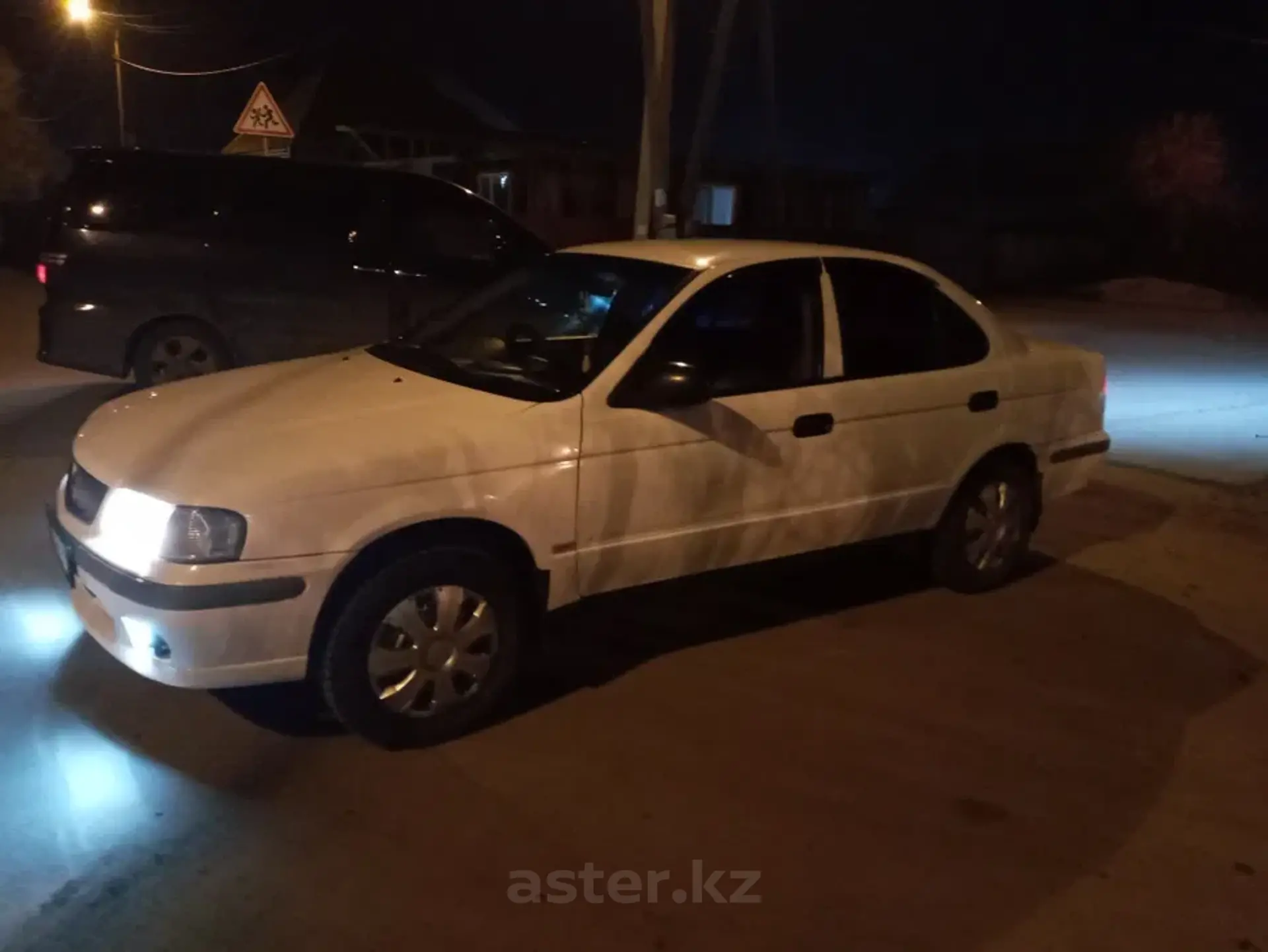 Nissan Sunny 2001