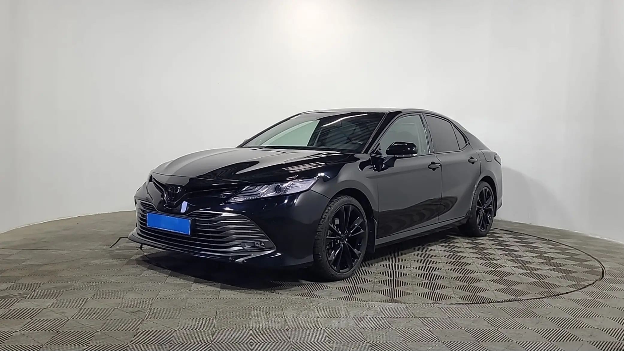 Toyota Camry 2019