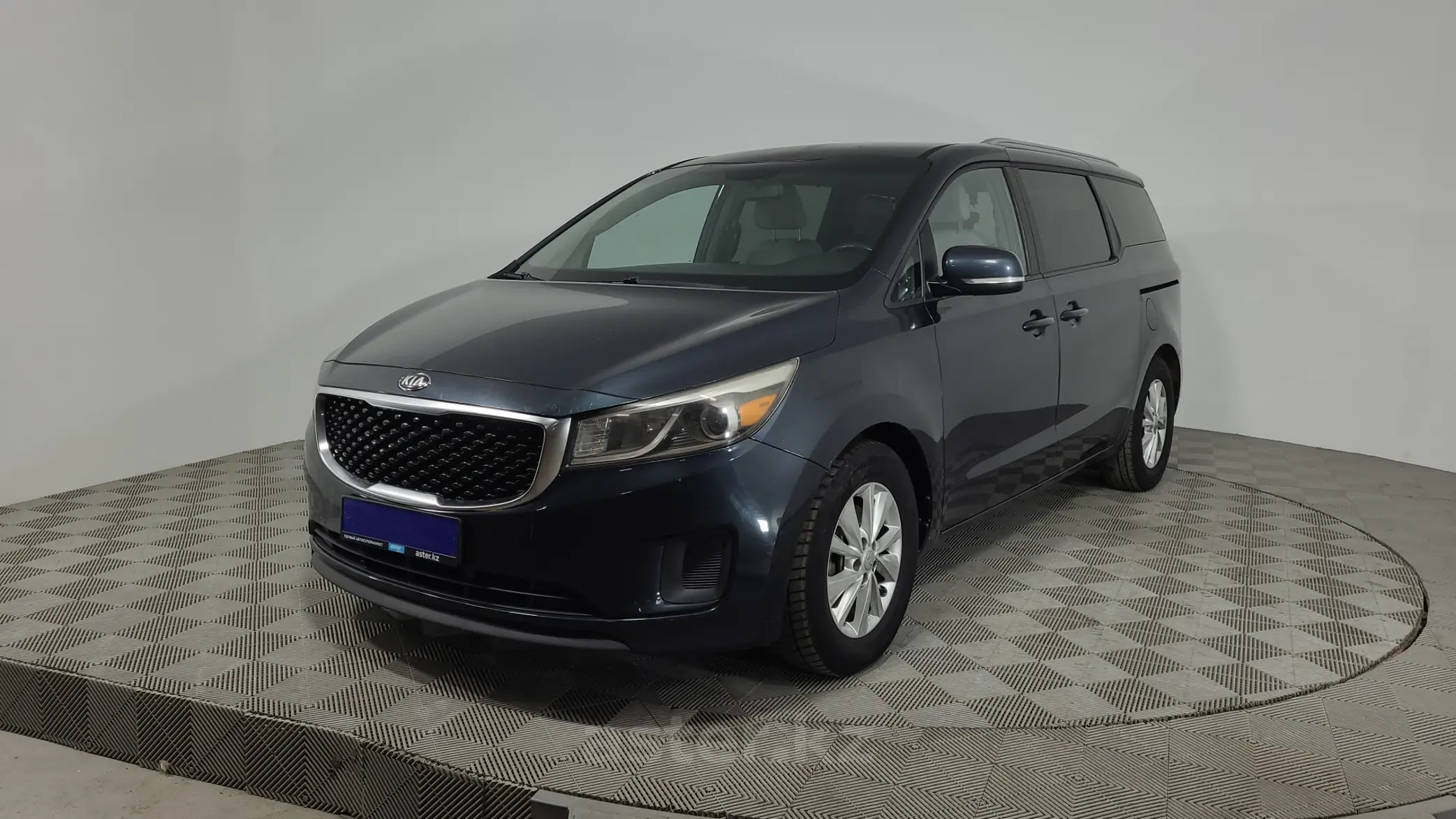 Kia Sedona 2015