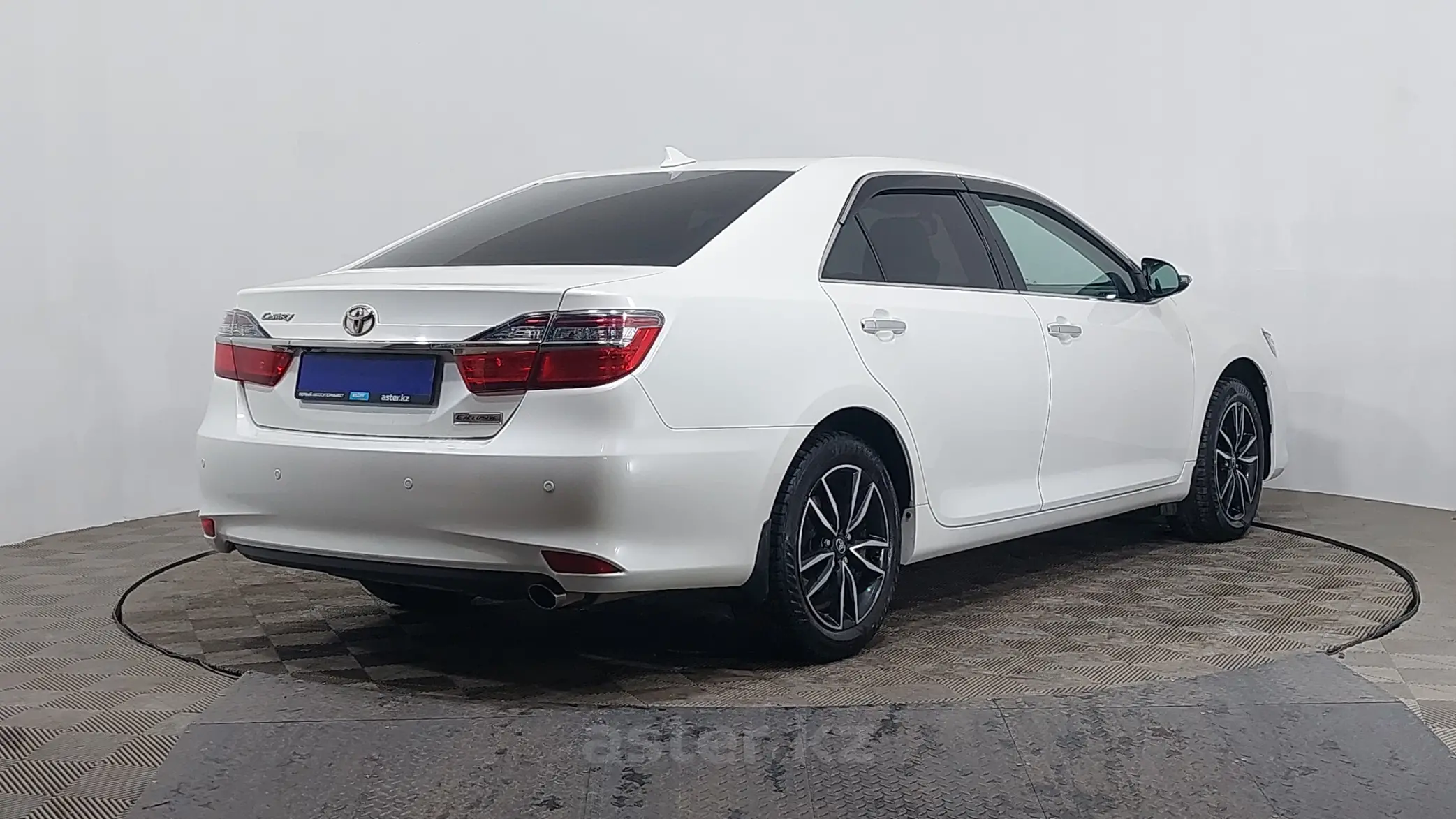 Купить Toyota Camry 2017 года в Астане, цена 12990000 тенге. Продажа Toyota  Camry в Астане - Aster.kz. №275961