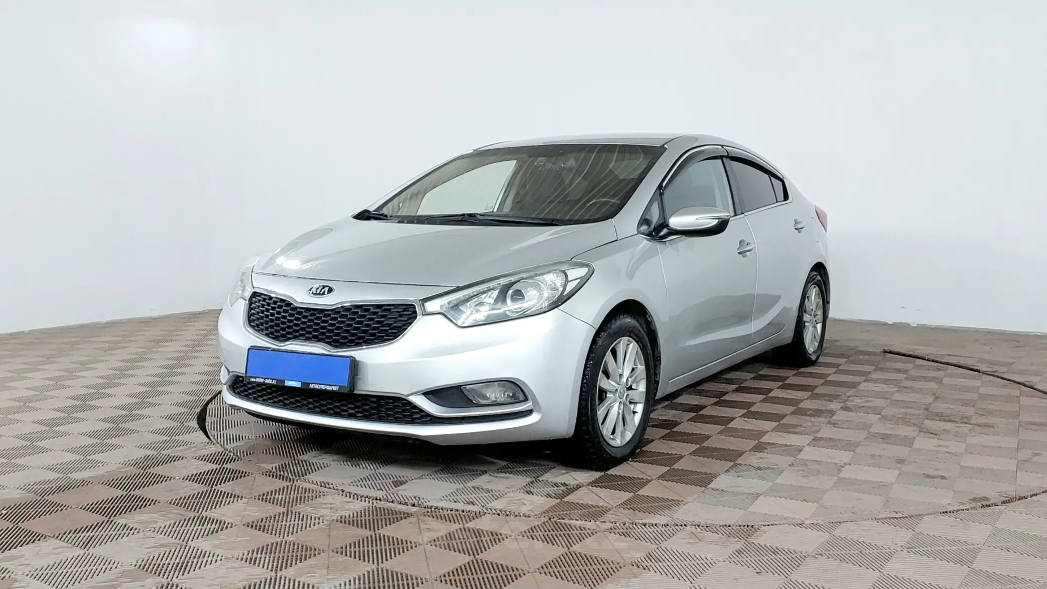 Kia Cerato 2013