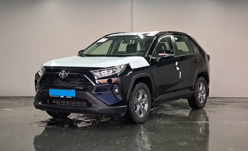 Toyota RAV4 2023 года за 18 940 000 тг. в Шымкент