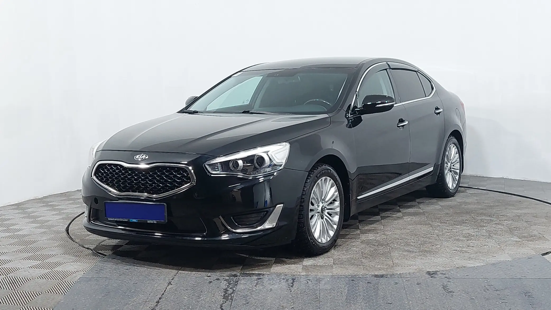 Kia Cadenza 2014