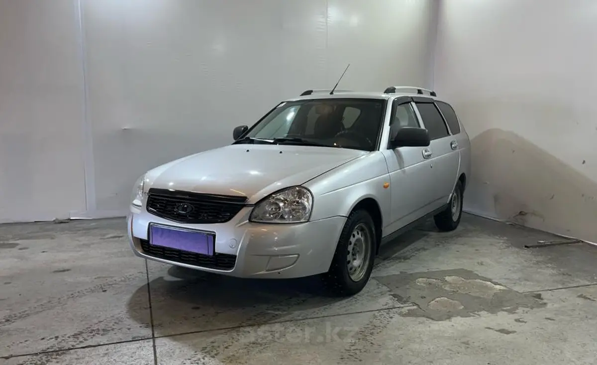 Lada Priora 2171 универсал сверху