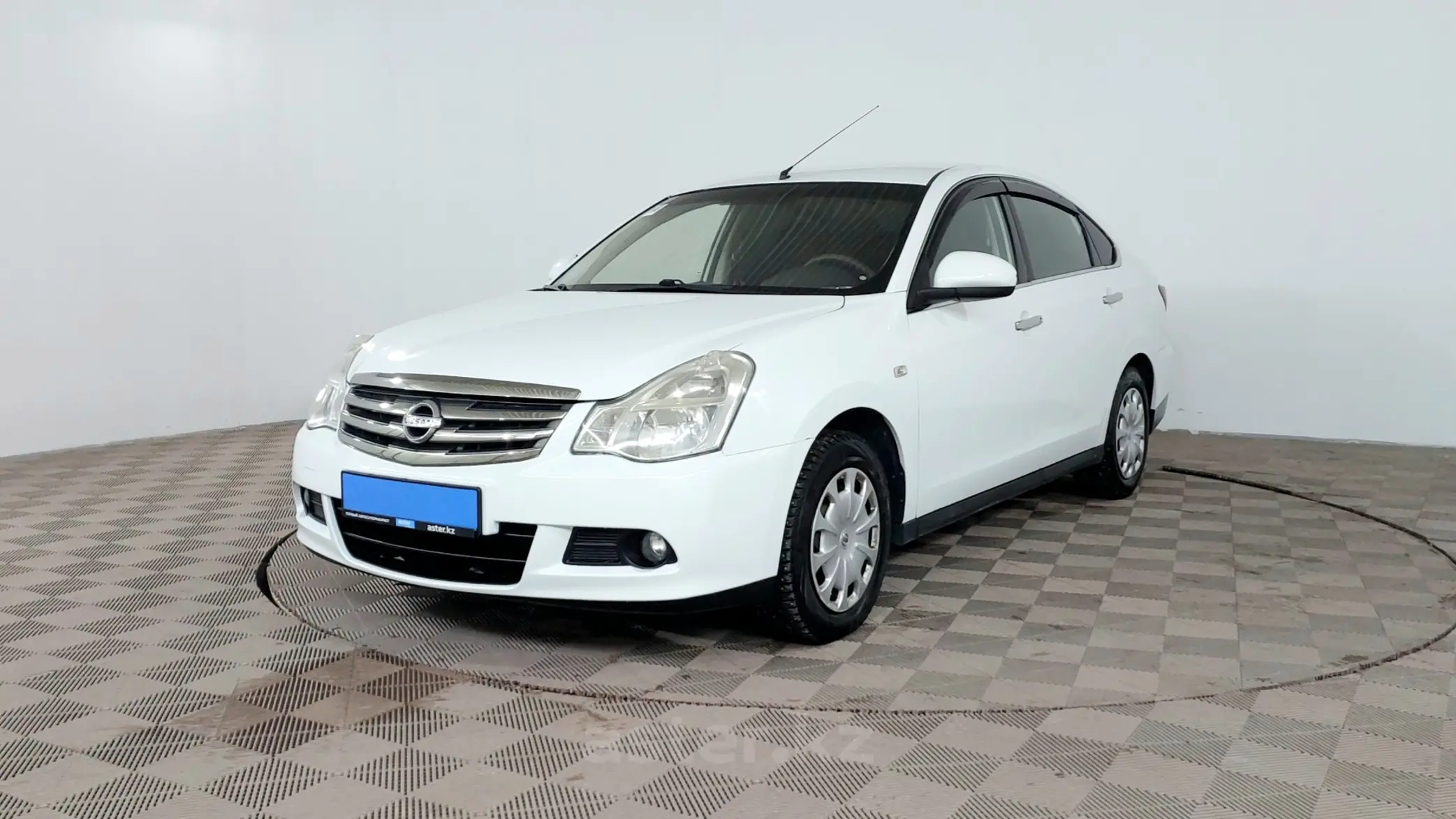 Nissan Almera 2014