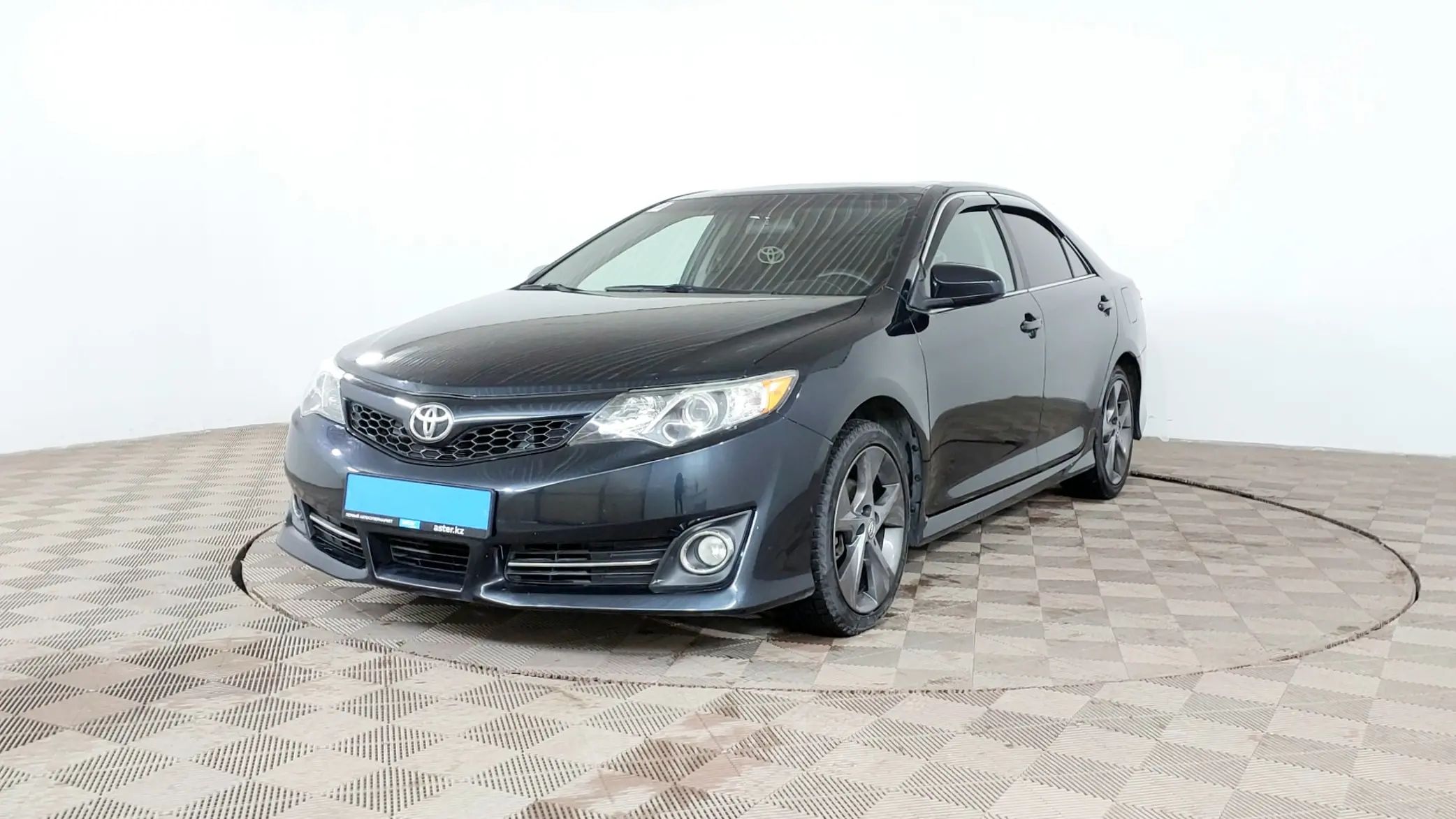 Toyota Camry 2014