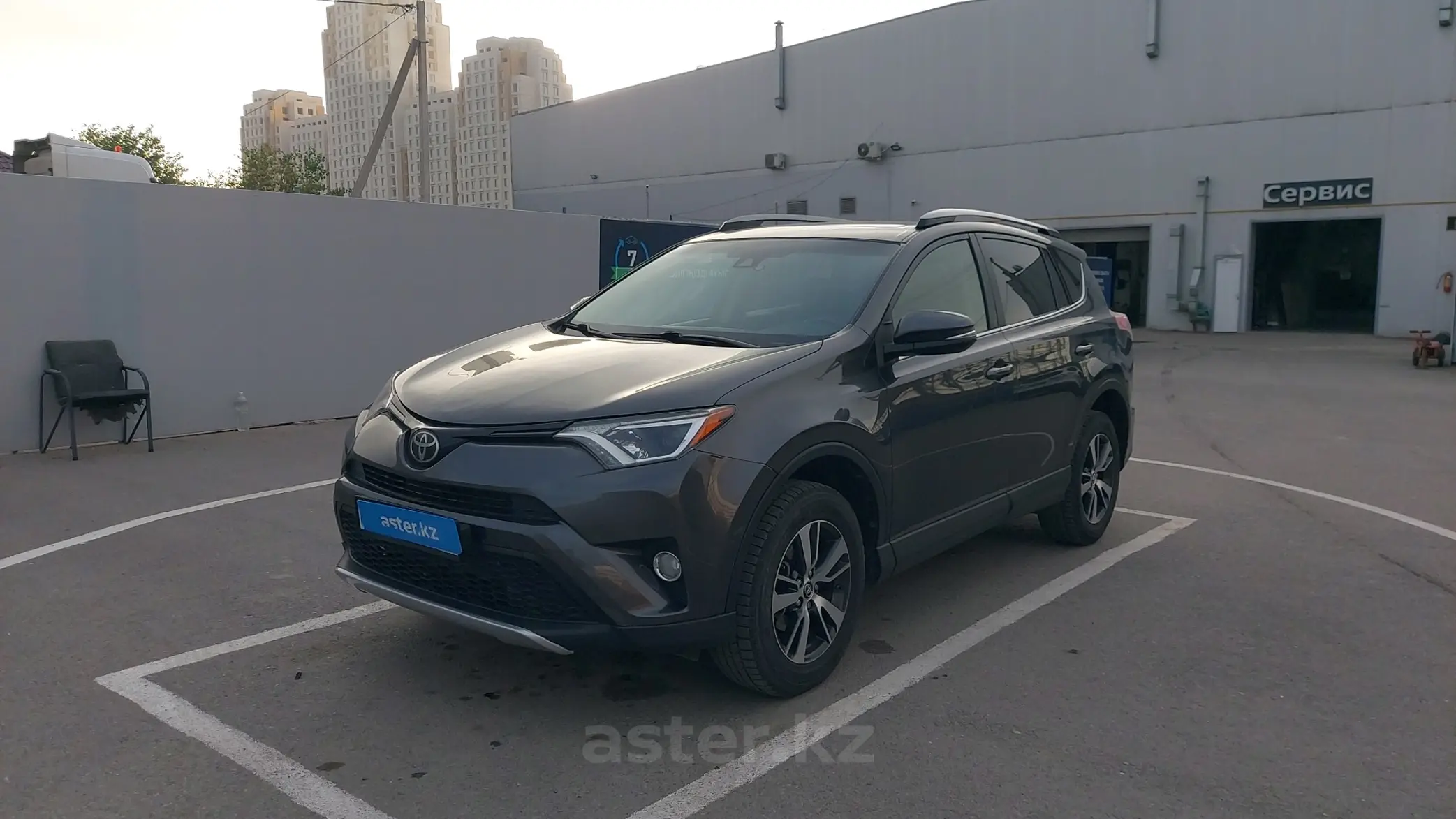 Toyota RAV4 2017