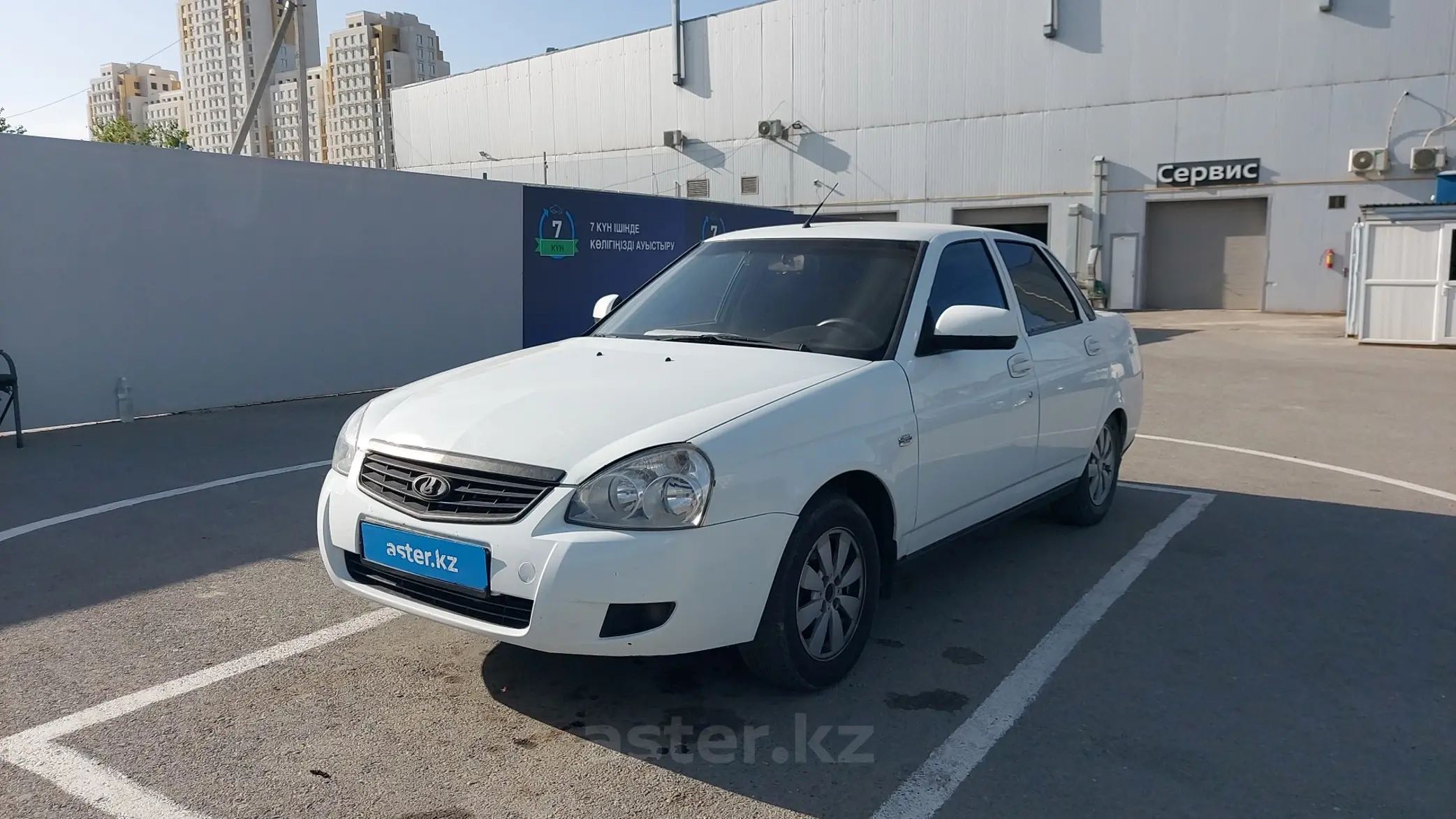 LADA (ВАЗ) Priora 2013