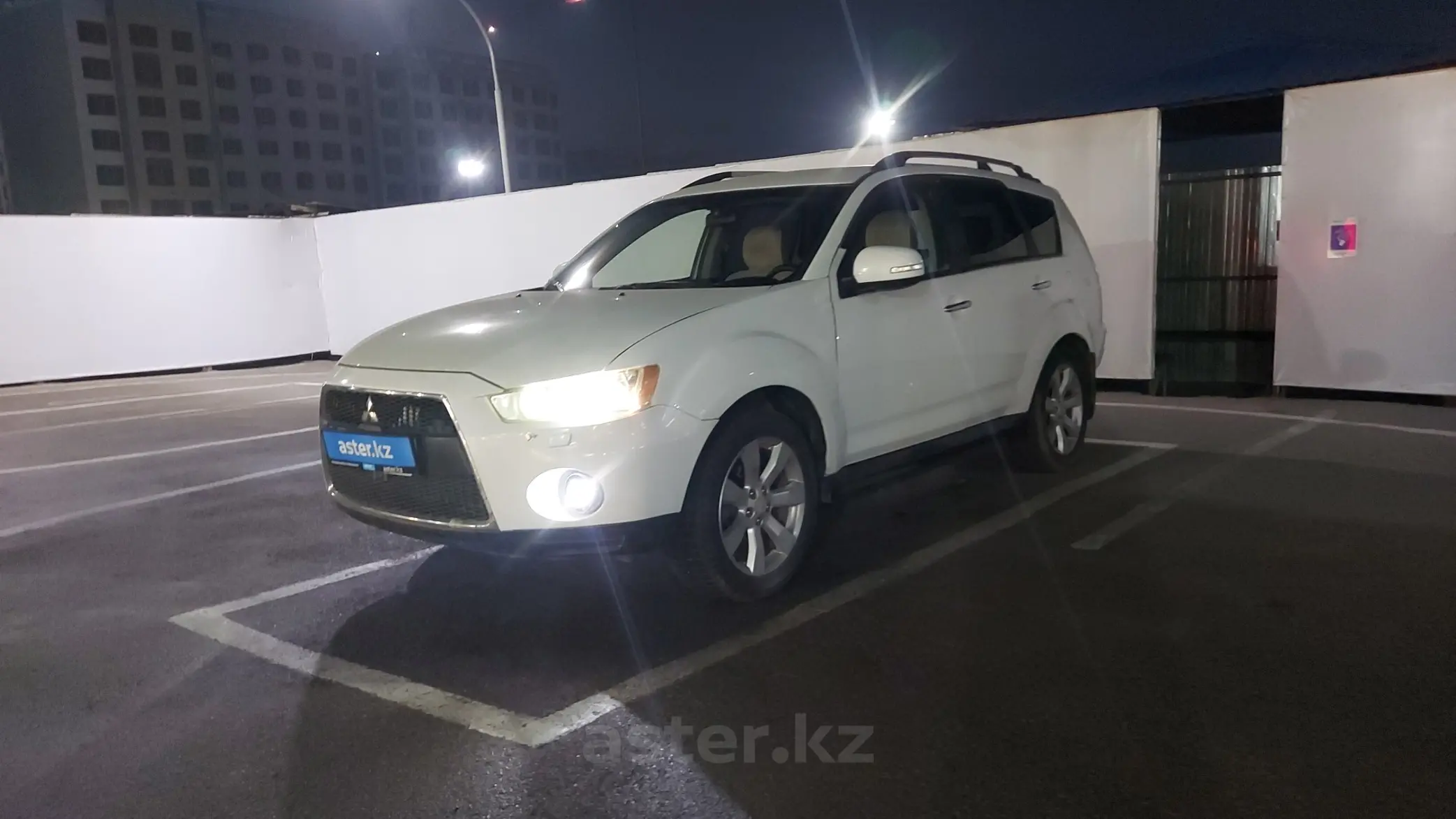 Mitsubishi Outlander 2010