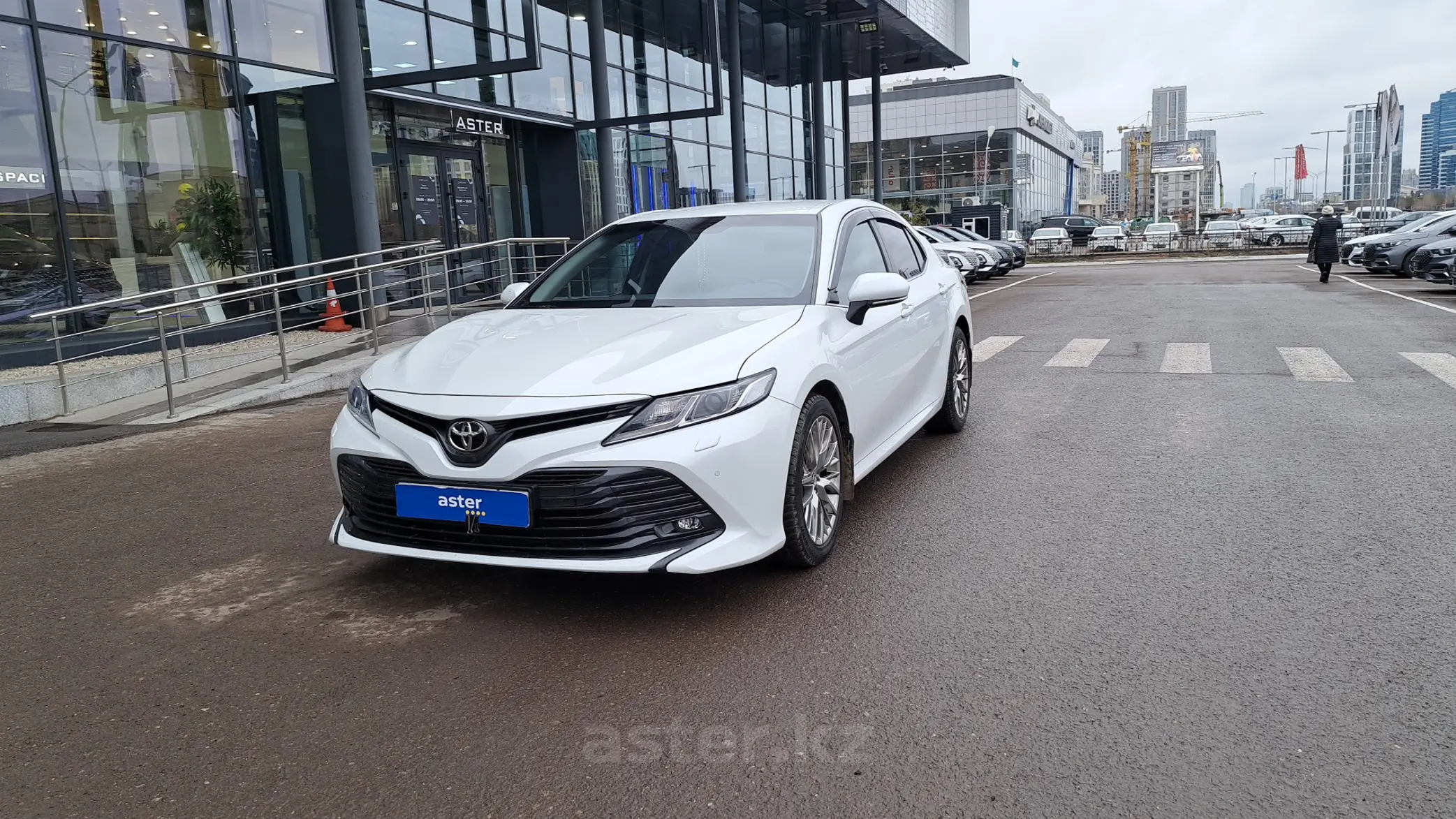 Toyota Camry 2019