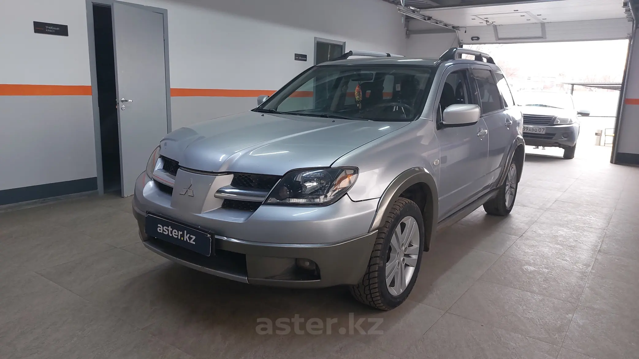 Mitsubishi Outlander 2004