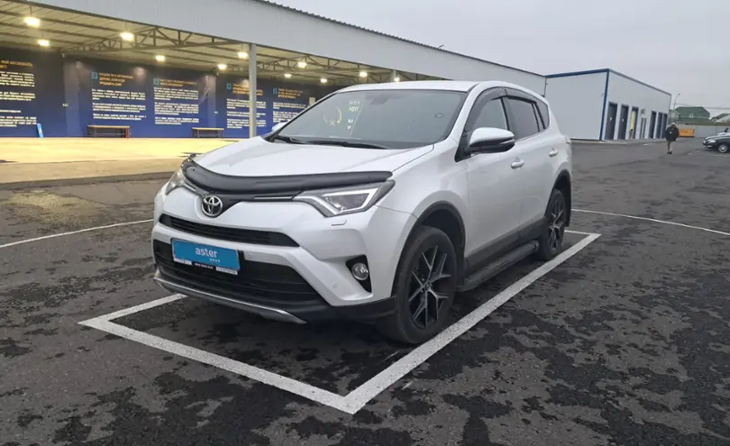 Toyota RAV4 2019 года за 15 000 000 тг. в Шымкент