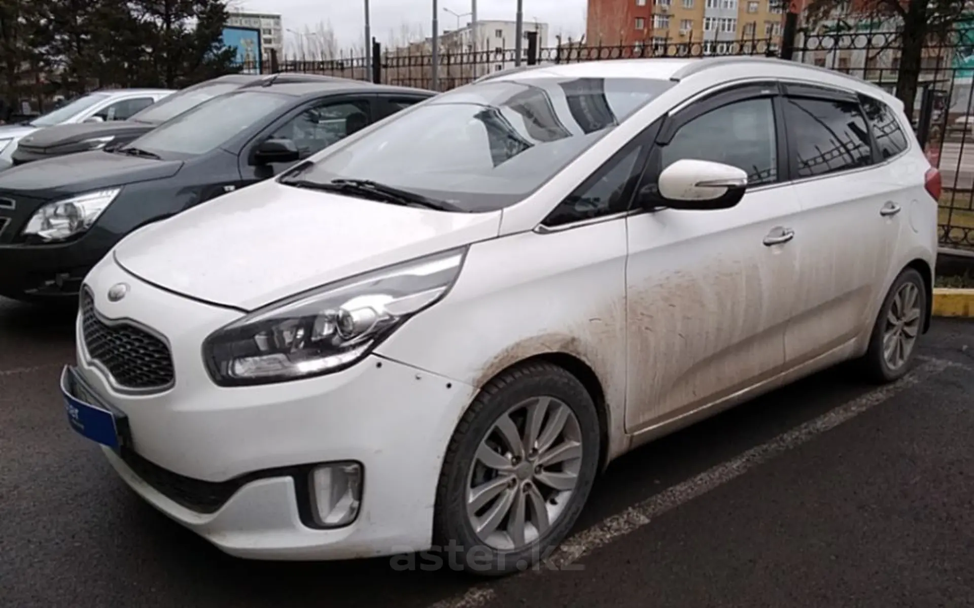 Kia Carens 2013