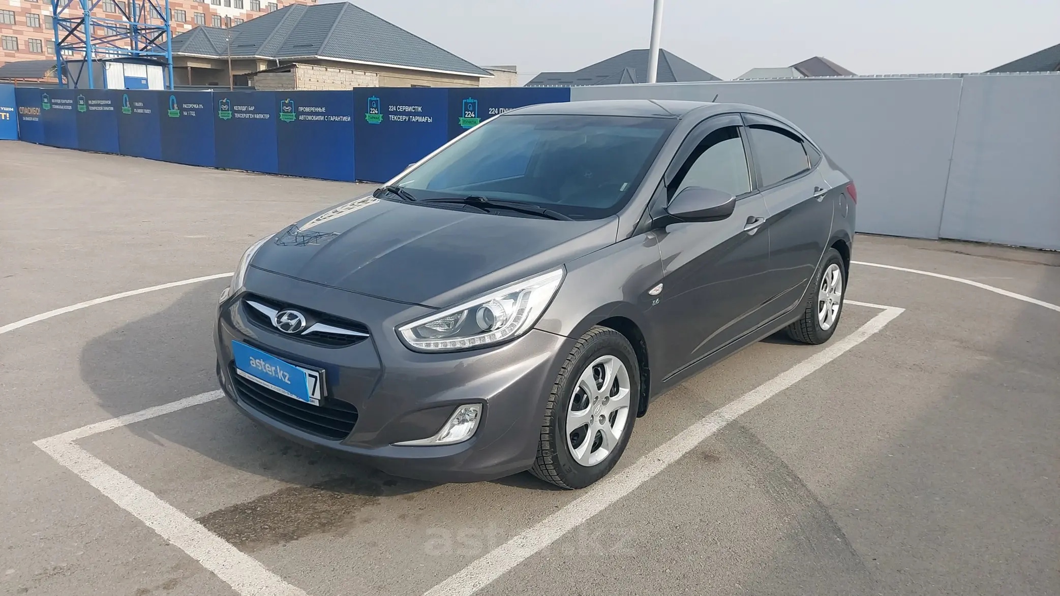 Hyundai Accent 2013