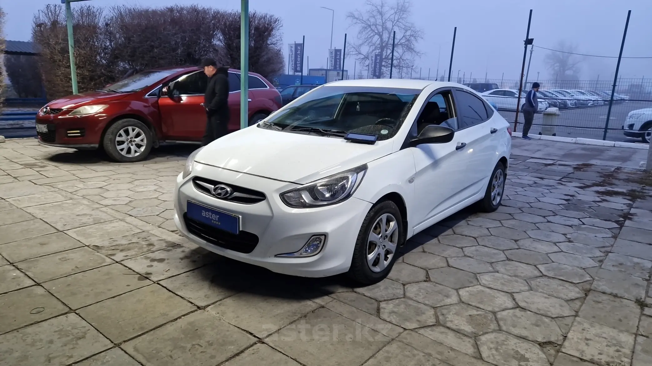 Hyundai Accent 2013