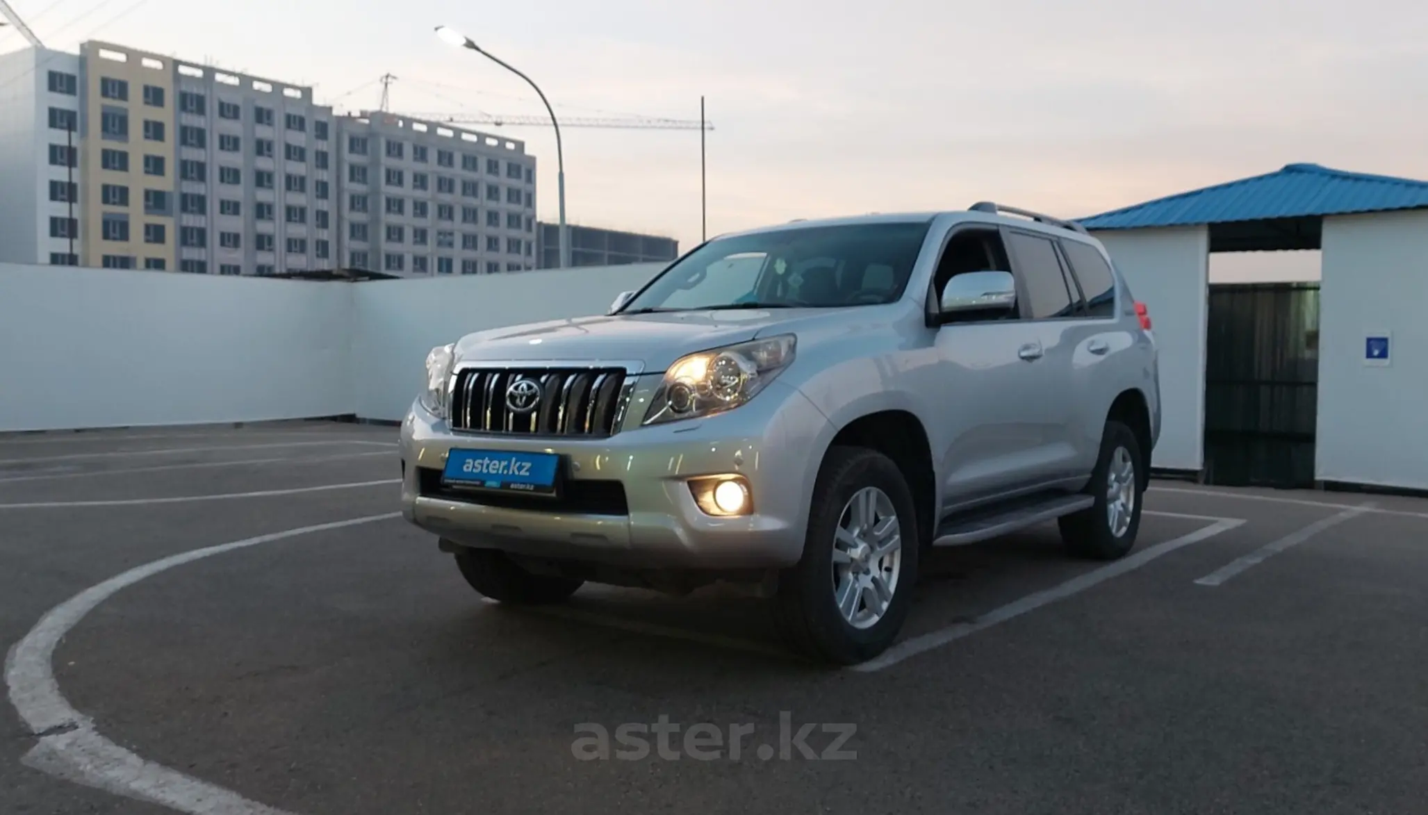 Toyota Land Cruiser Prado 2010