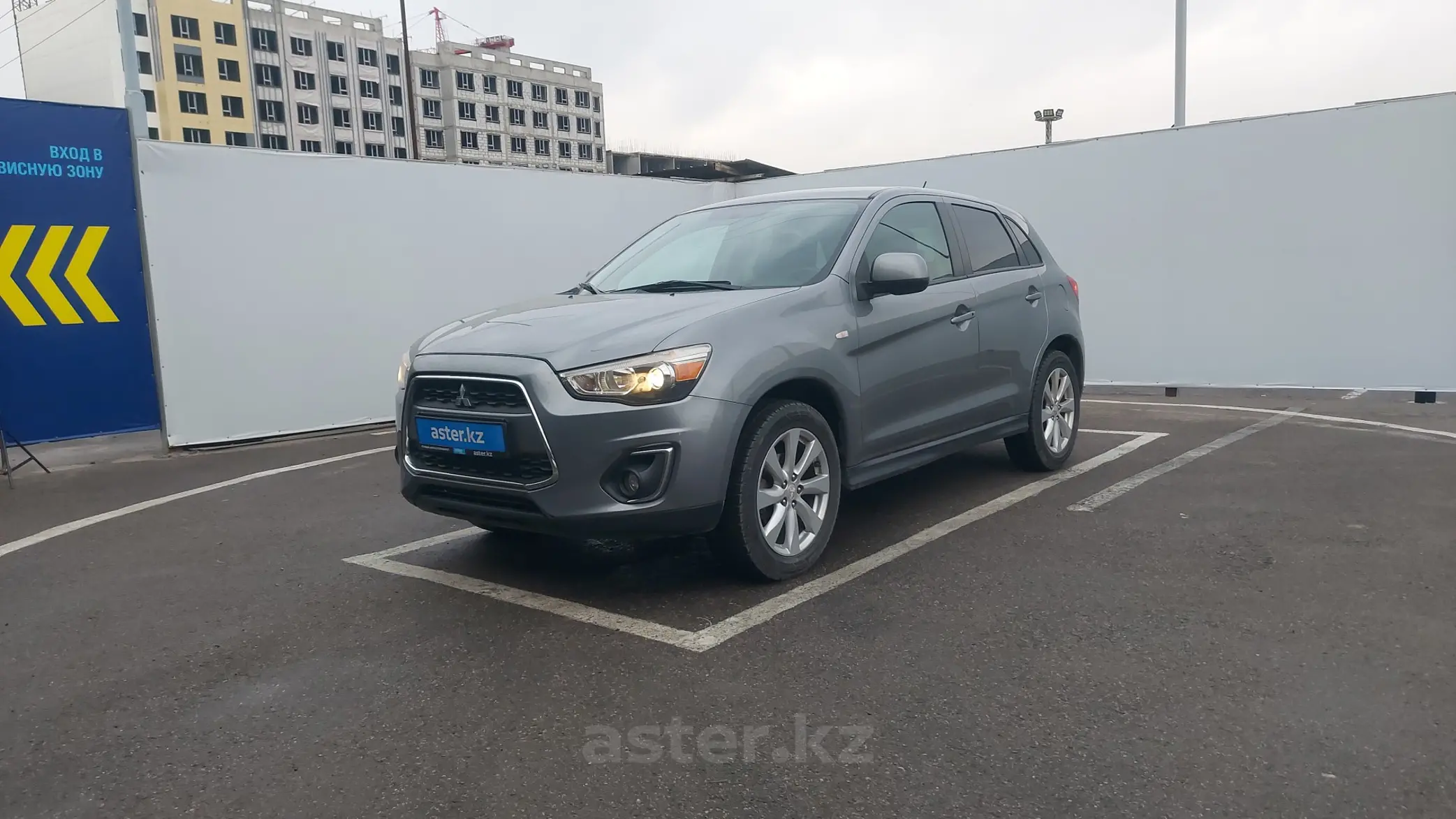 Mitsubishi Outlander Sport 2015